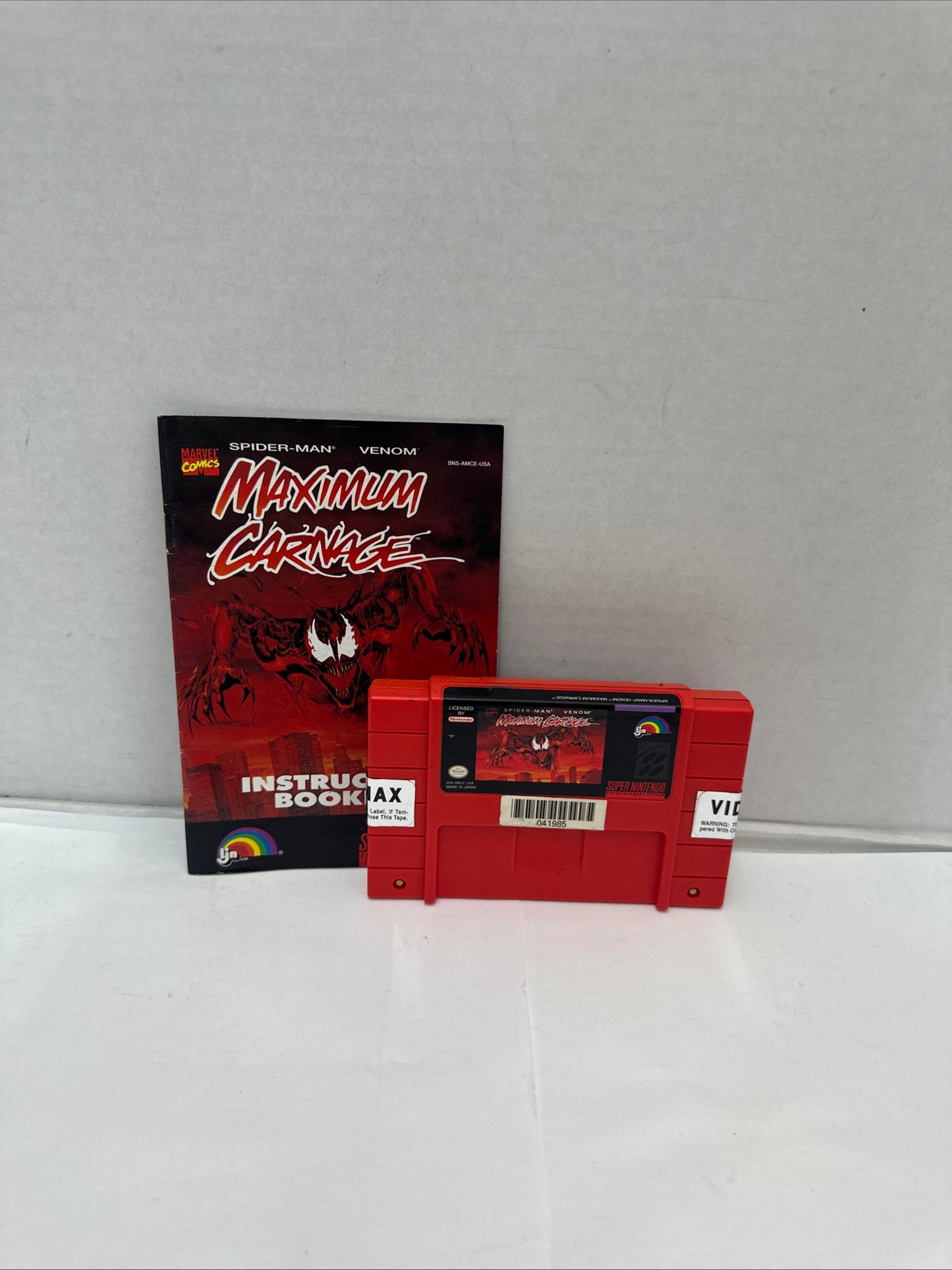 Spider-Man and Venom Maximum Carnage SNES Super Nintendo Red Cartridge + Manual