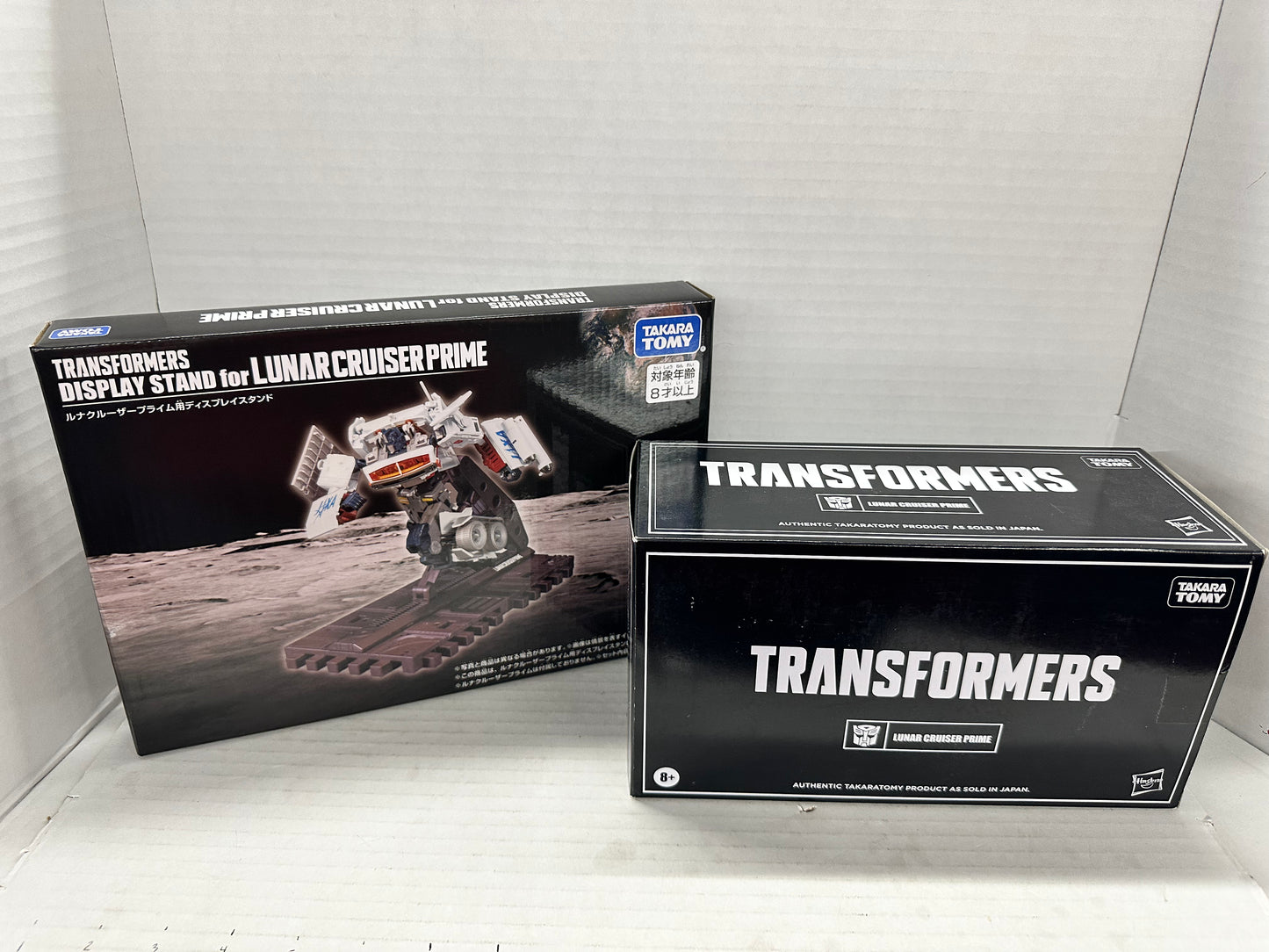 Transformers Lunar Cruiser Optimus Prime & Stand New Sealed Takara TOMY Hasbro
