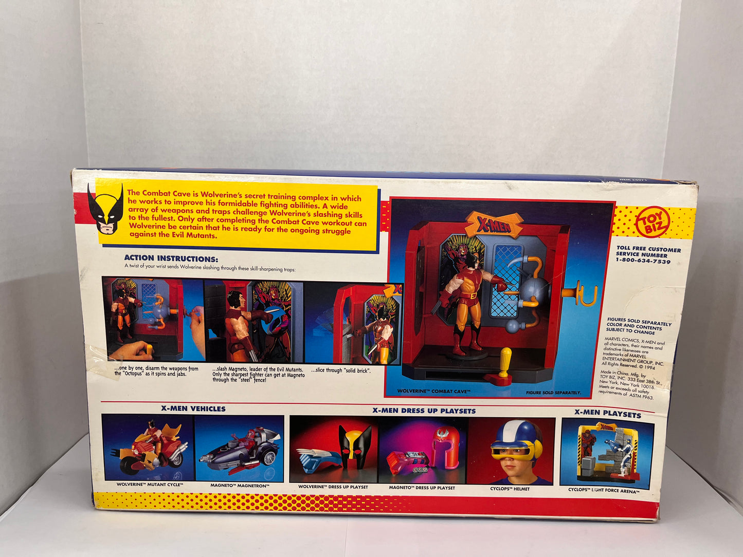 1994 ToyBiz X-Men Wolverine Combat Cave Playset