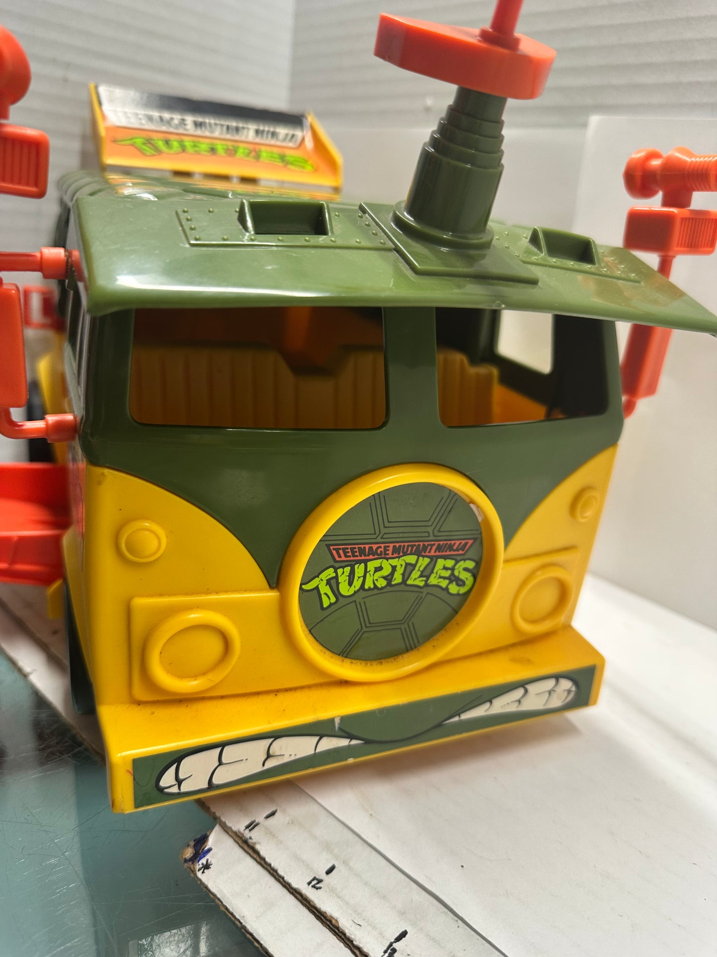 Vintage 1989 Teenage Mutant Ninja Turtles TMNT Party Wagon Van Bus Incomplete