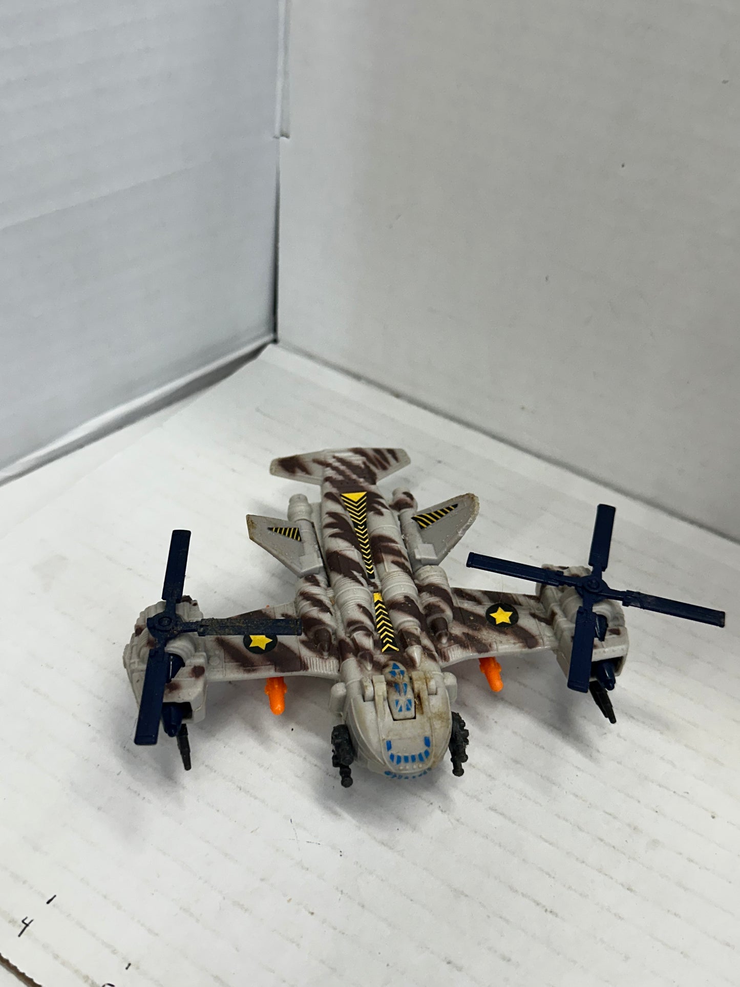 Kenner Megaforce V-Rocs Thunderwolf Heavy Lift Helicopter 1989 Toy