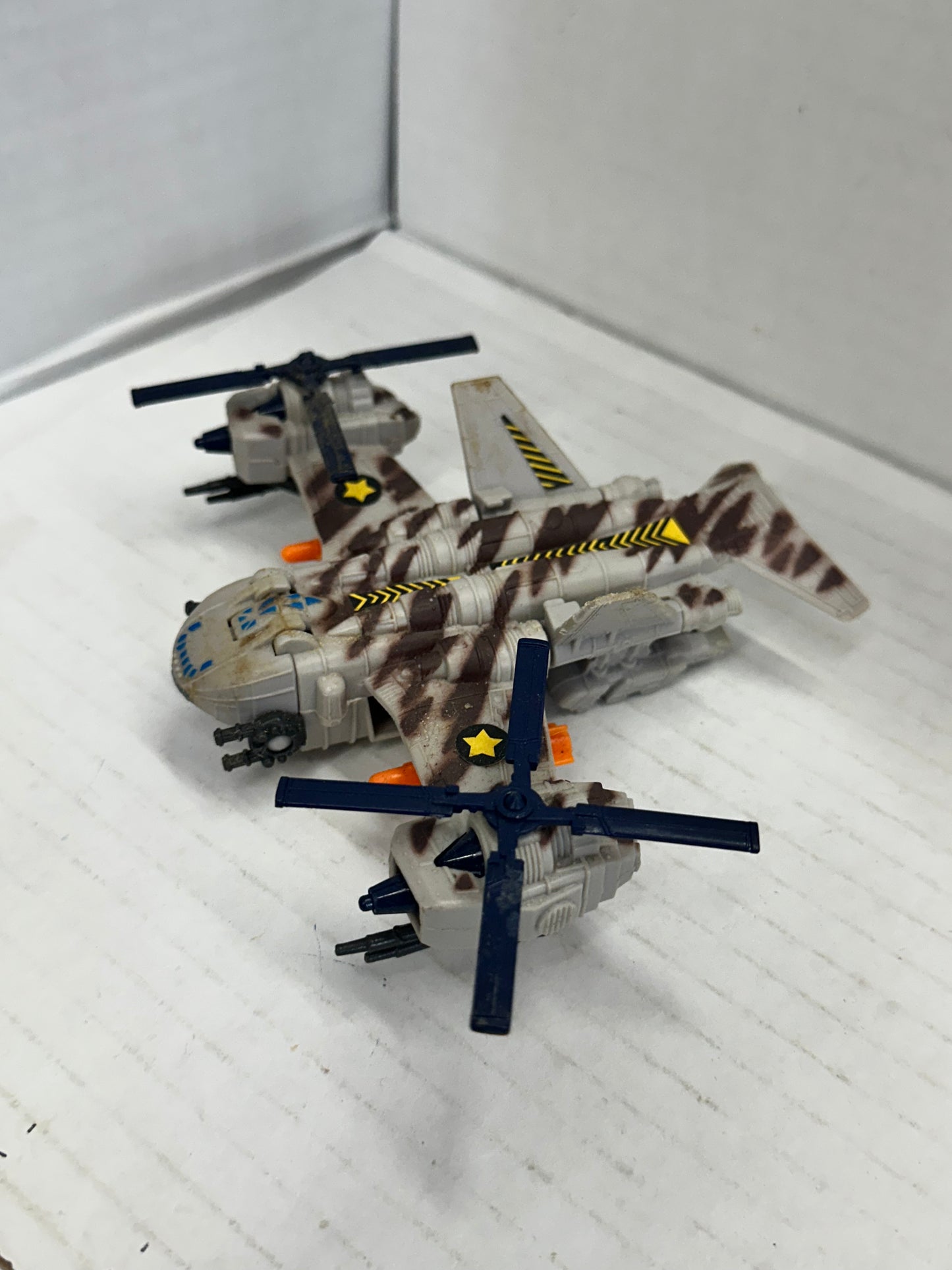 Kenner Megaforce V-Rocs Thunderwolf Heavy Lift Helicopter 1989 Toy