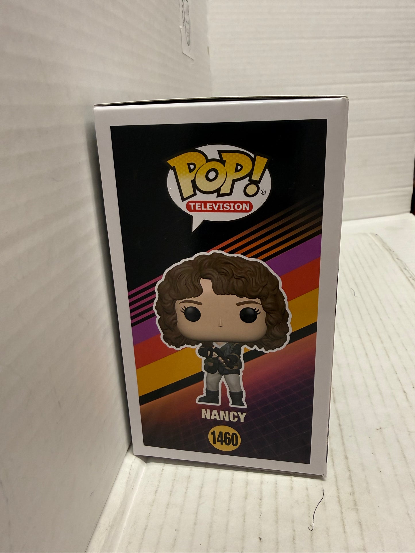 Funko POP! TV: Stranger Things - Hunter Nancy Wheeler With Shotgun - Collectible