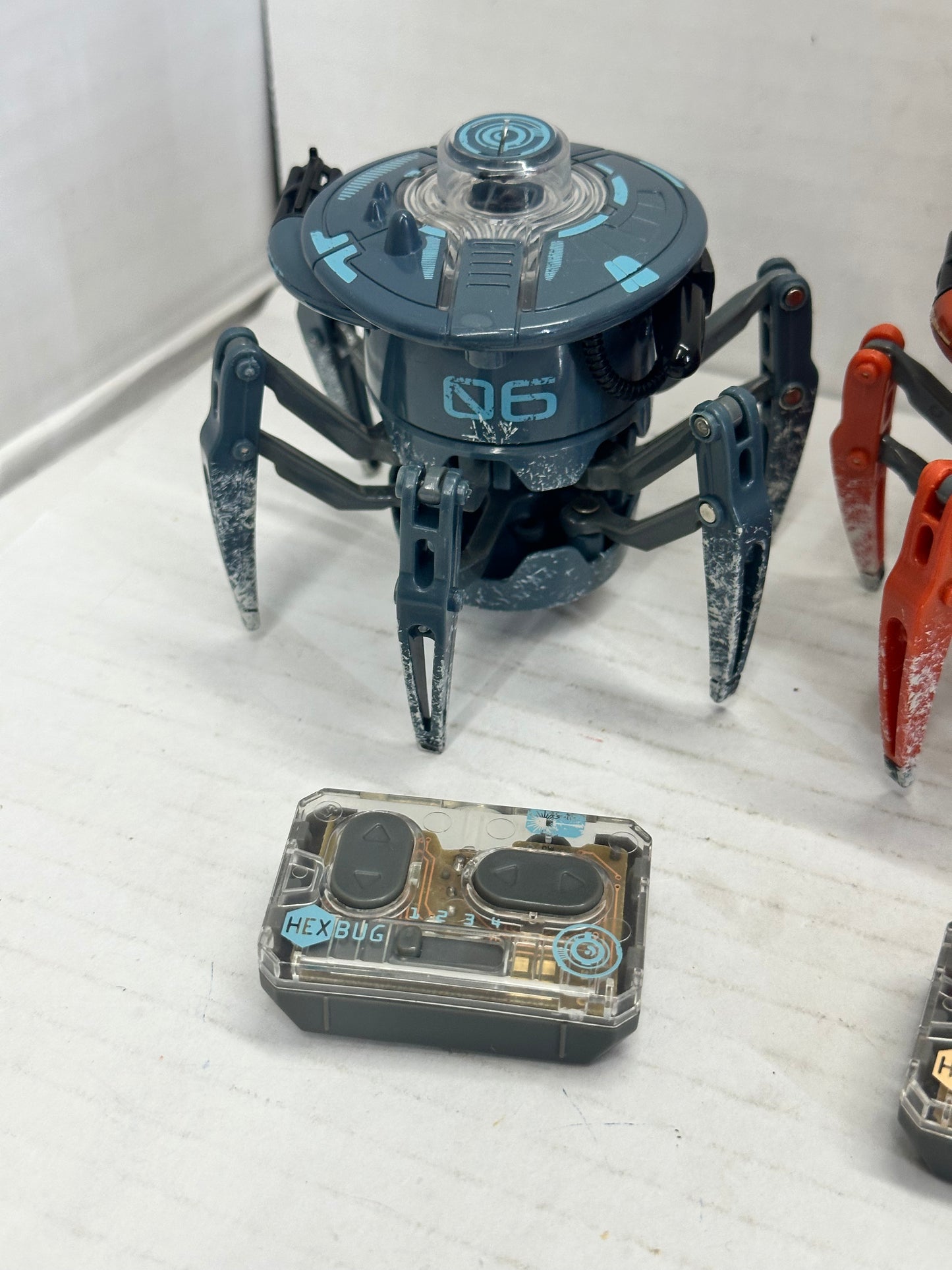 HEXBUG Battle Spider 2.0 Dual Pack Orange Blue Untested - As Is