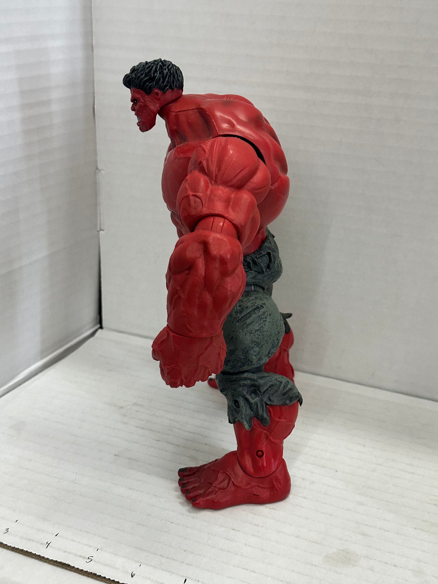 Marvel Diamond Select Red Hulk Action Figure Collectors Edition