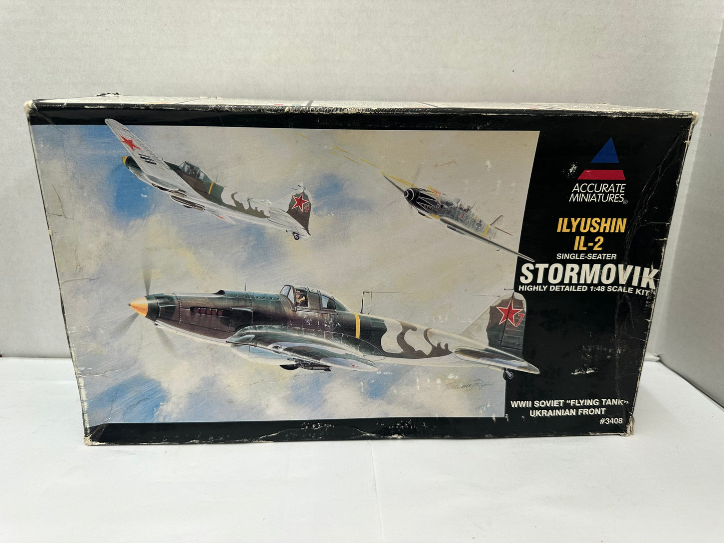 Accurate Miniatures Ilyushin IL-2 Stormovik Ukranian Front Worn/Damaged Box