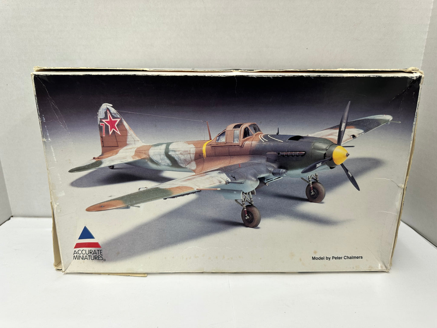 Accurate Miniatures Ilyushin IL-2 Stormovik Ukranian Front Worn/Damaged Box