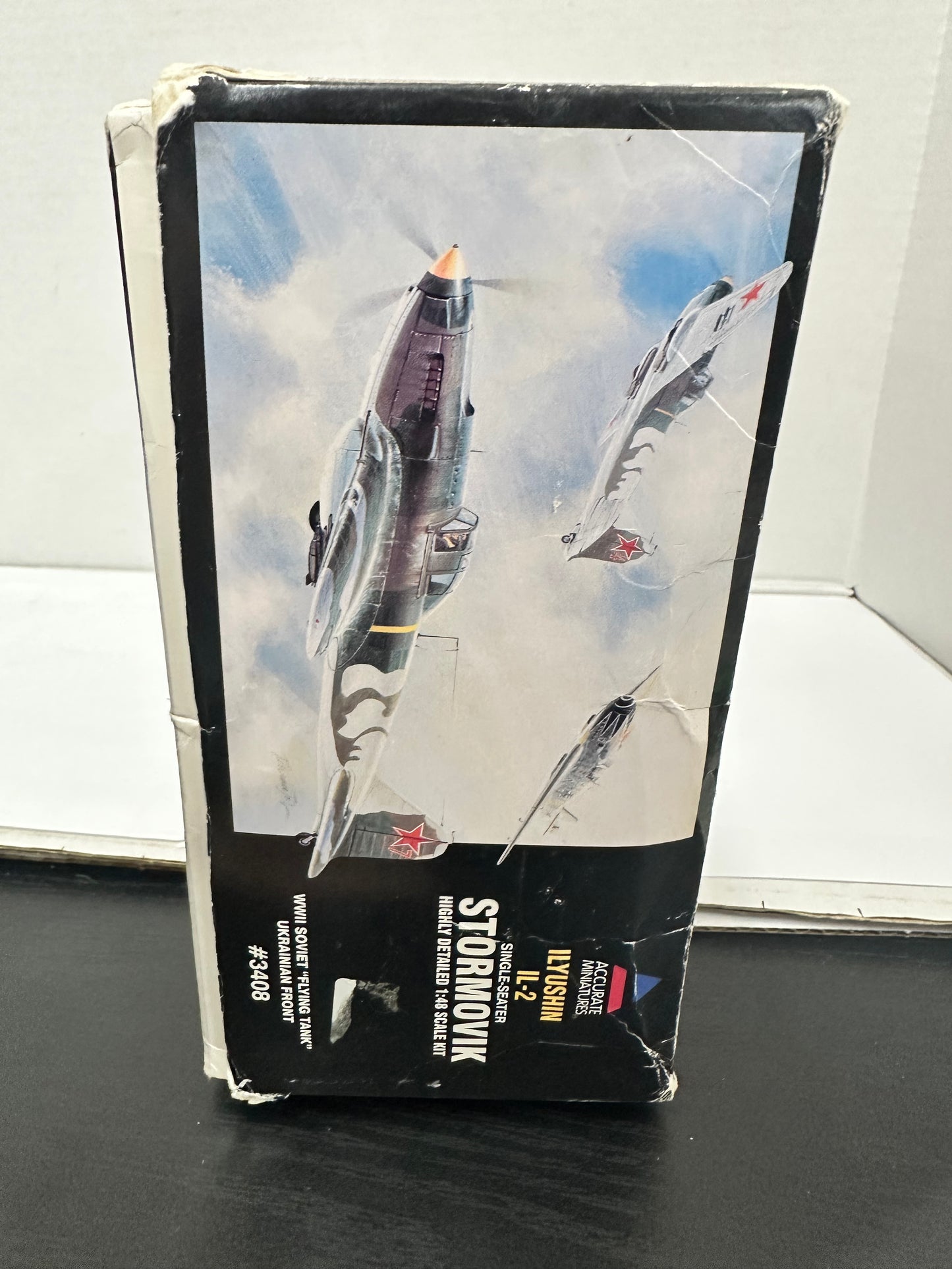 Accurate Miniatures Ilyushin IL-2 Stormovik Ukranian Front Worn/Damaged Box