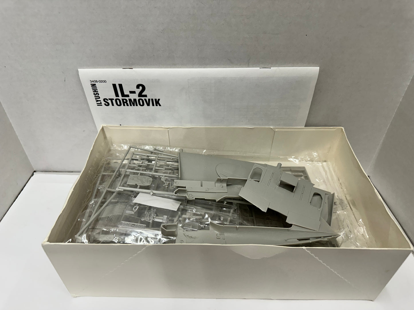 Accurate Miniatures Ilyushin IL-2 Stormovik Ukranian Front Worn/Damaged Box