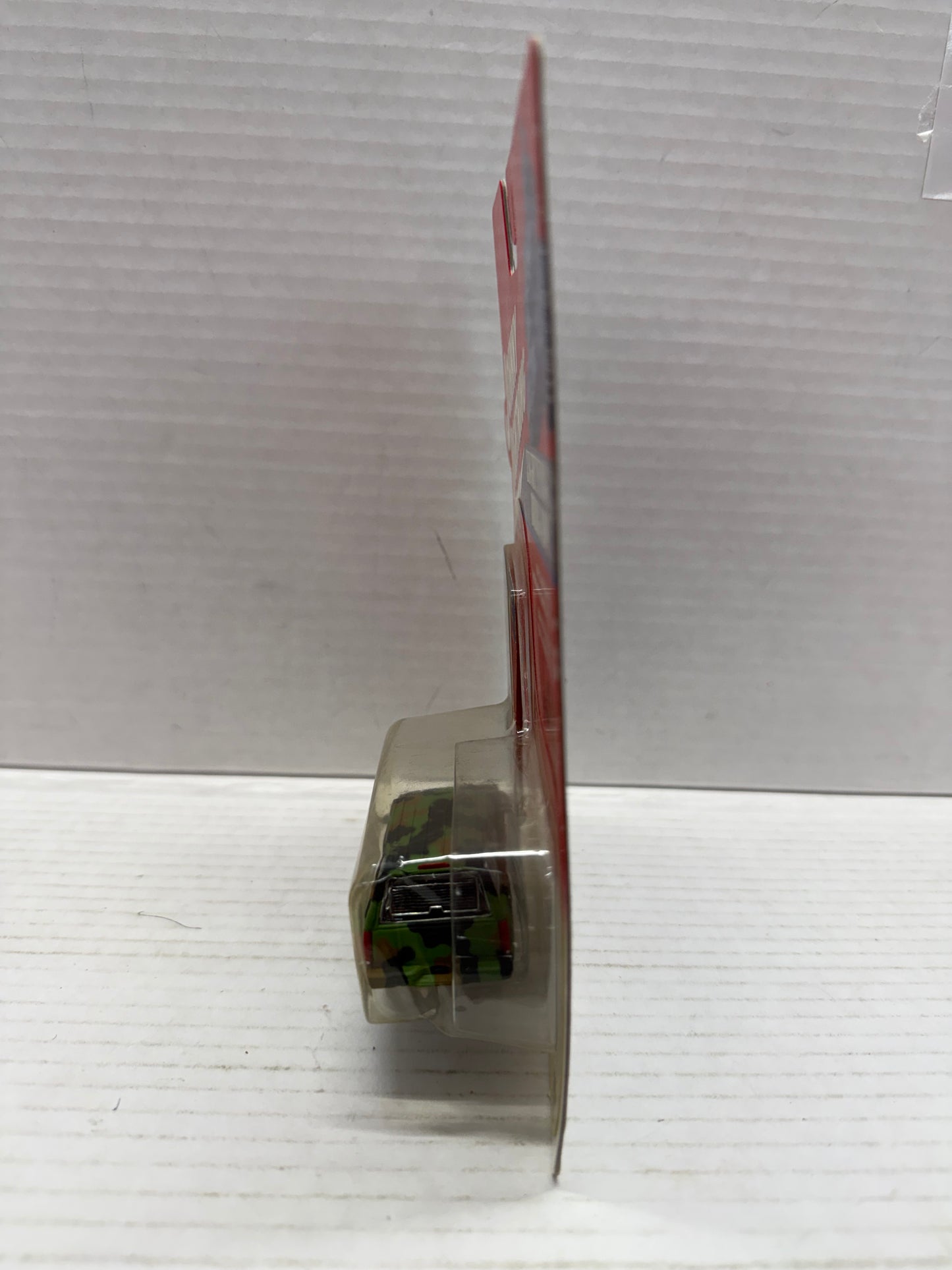 Johnny Lightning 1:64 US Military 1997 CUCV-II Chevy Command Tahoe Diecast 2001