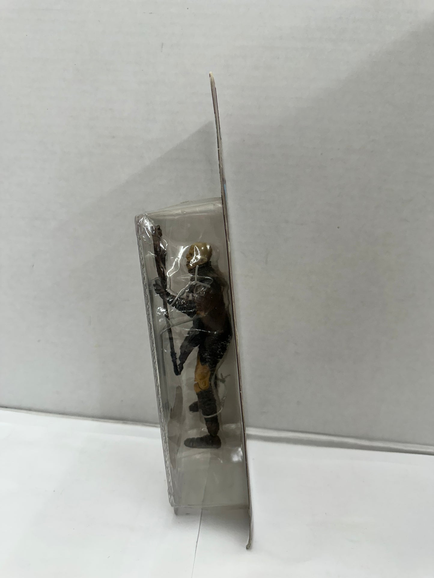 ToyBiz Lord of the Rings Idengard Orc 2004 Action Figure New