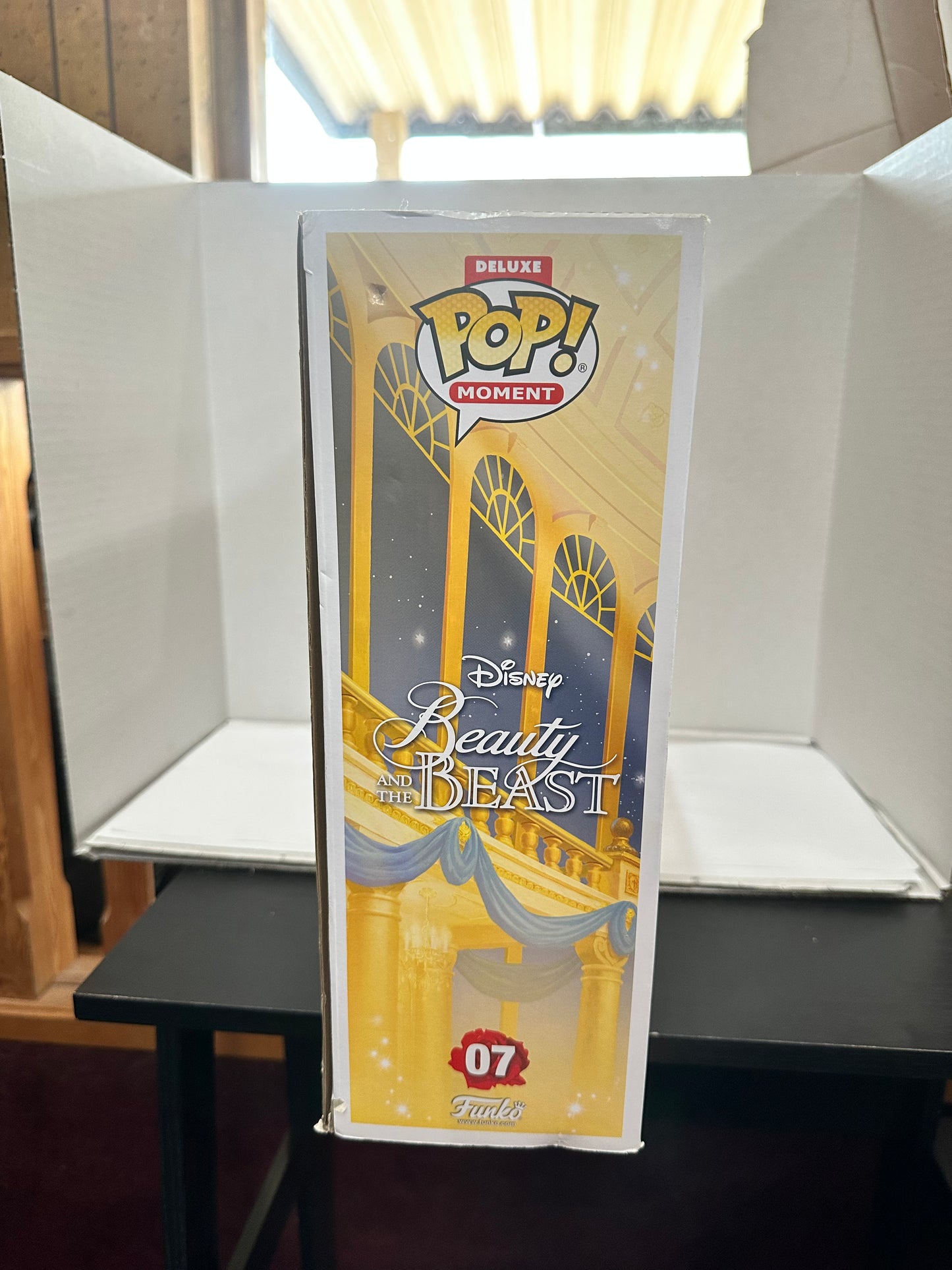Funko Pop! Deluxe Moment Beauty And The Beast 07 Tale As Old As Time Box Damage