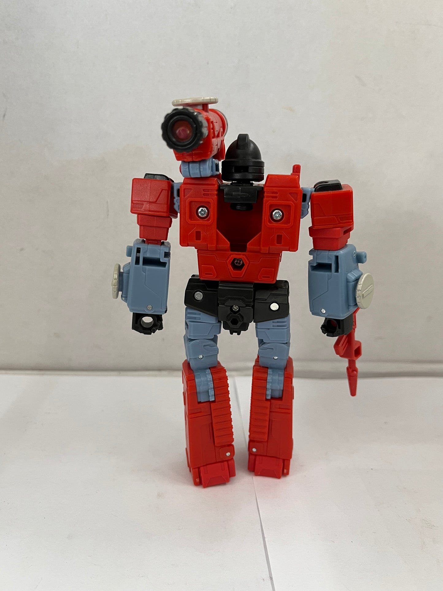 Transformers Perceptor Complete 86-11 Studio Series Deluxe Class #4