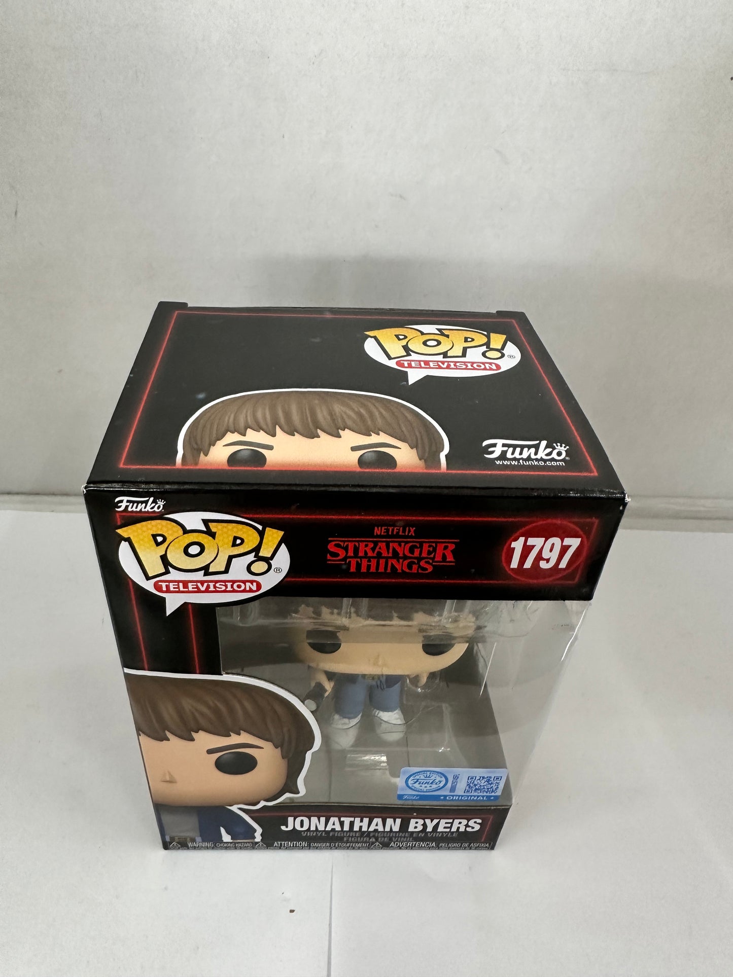 Funko Pop Jonathan Byers Flashlight # 1797 Stranger Things Season 5