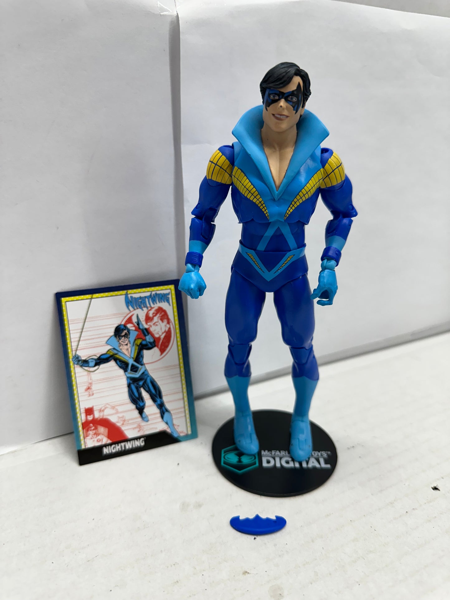 NIGHTWING Teen Titans Costume DC Multiverse McFarlane Digital Loose Complete