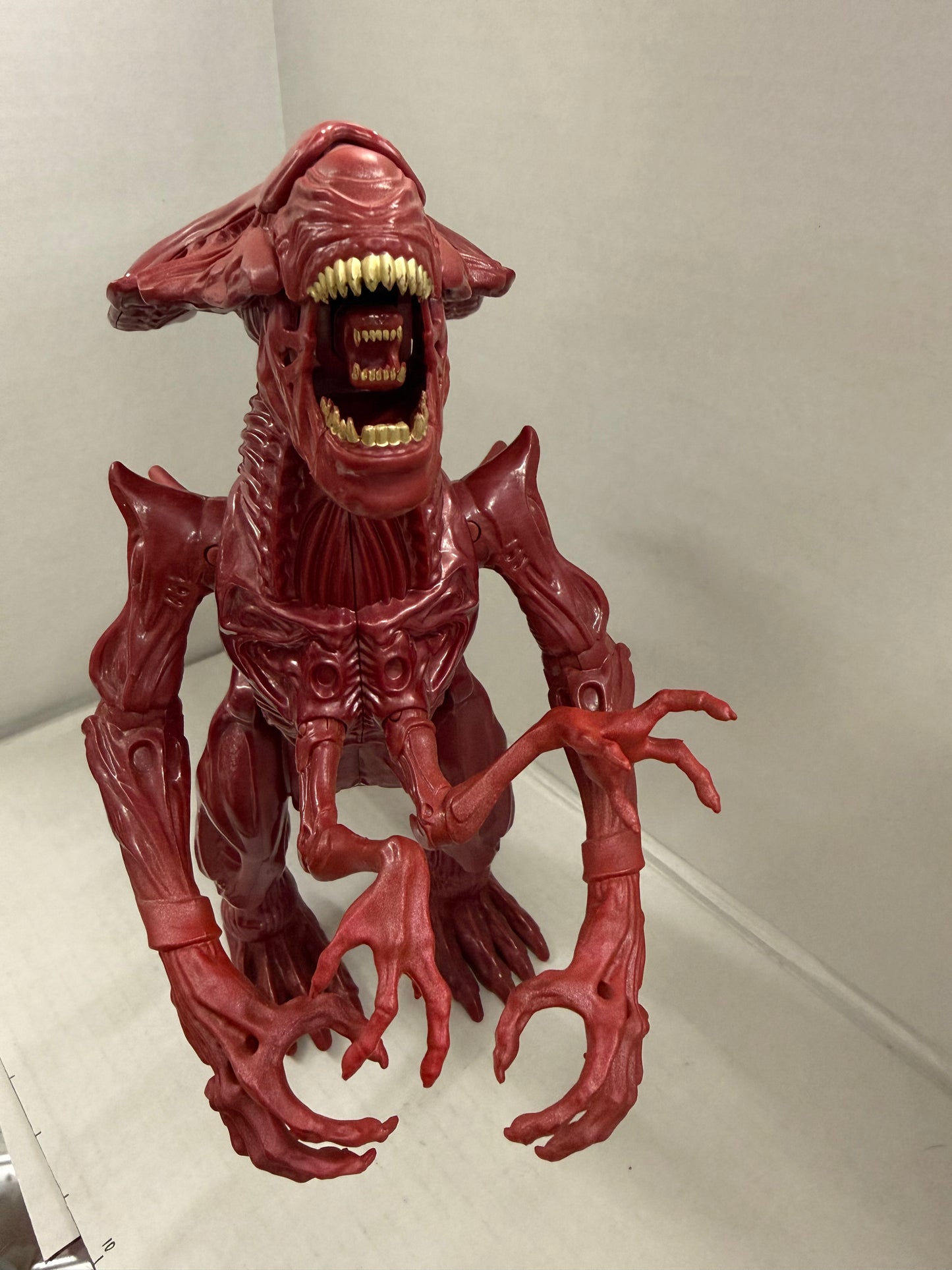 Lanard Toys 12" Deluxe Alien Queen - Alien Collection Poseable