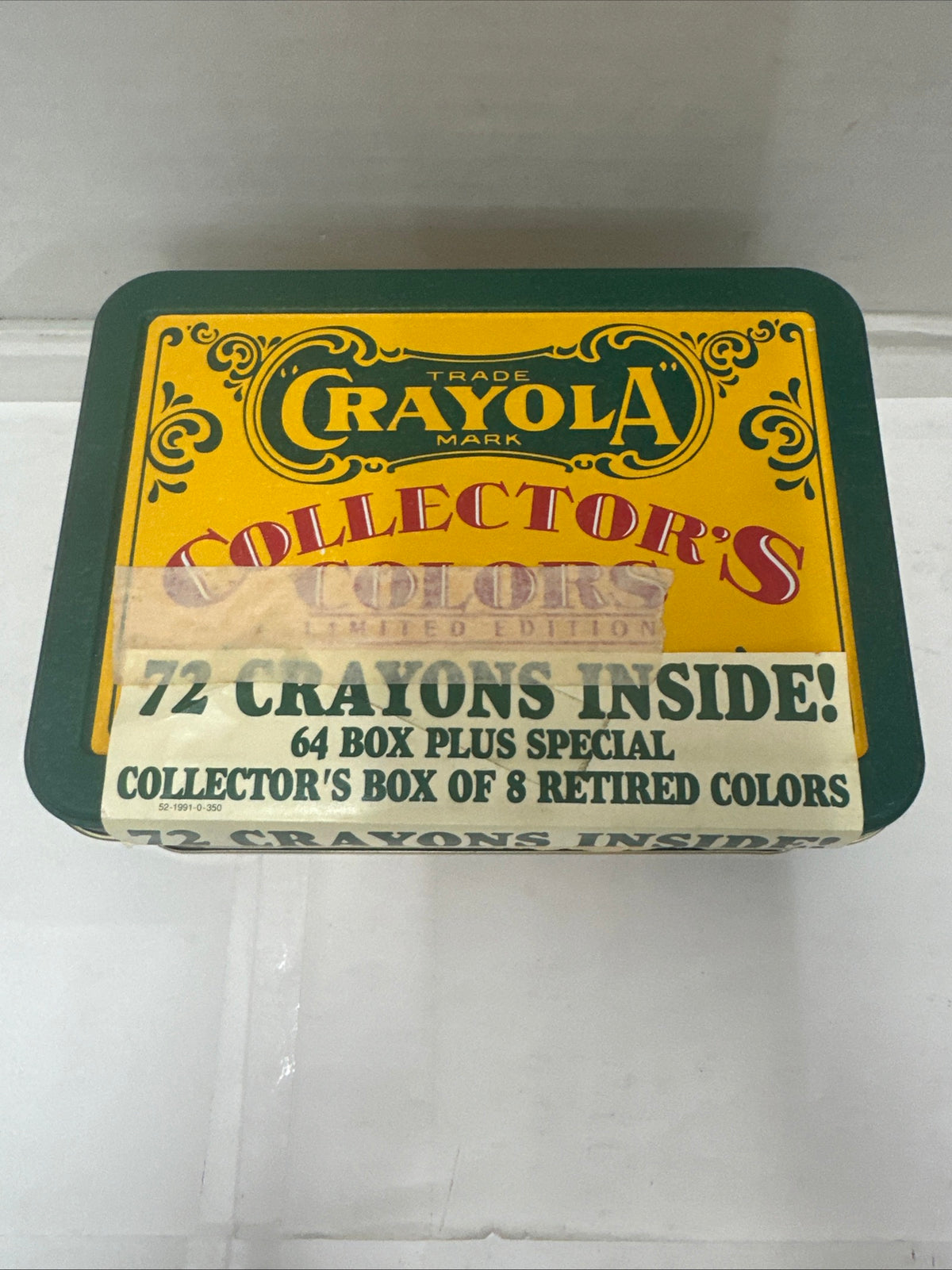 1991 Crayola Collector’s Colors Limited Edition Tin with 72 Crayons 8 Retired