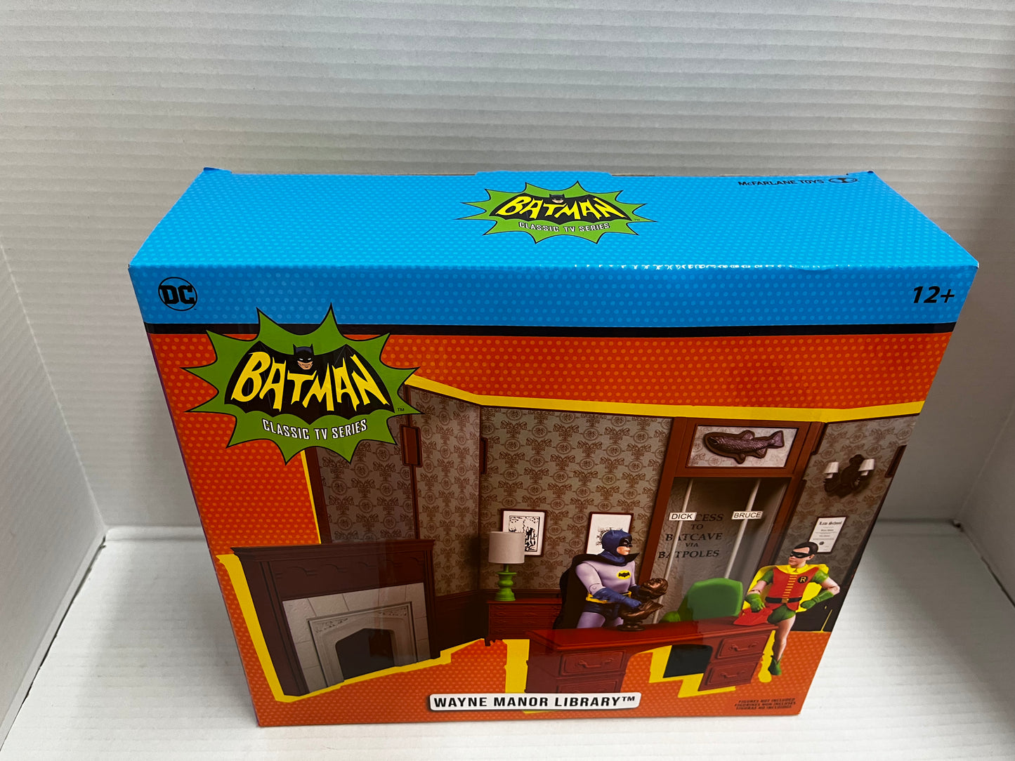Batman DC Retro 66 Classics TV Series Wayne Manor Library Playset McFarlane Toys
