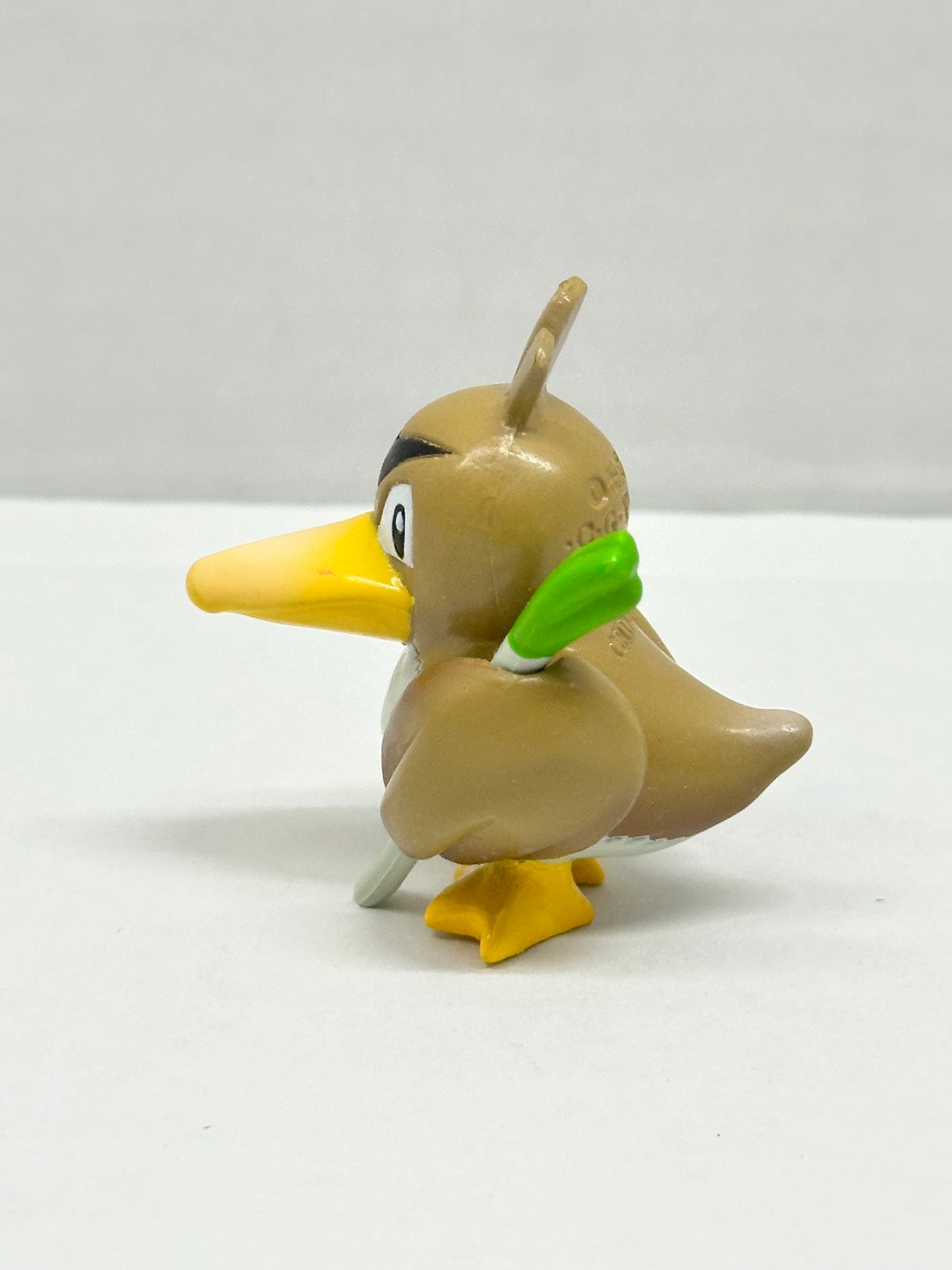 Farfetch'd Pokemon Monster Collection Figure Tomy 1.7in CGTSJ