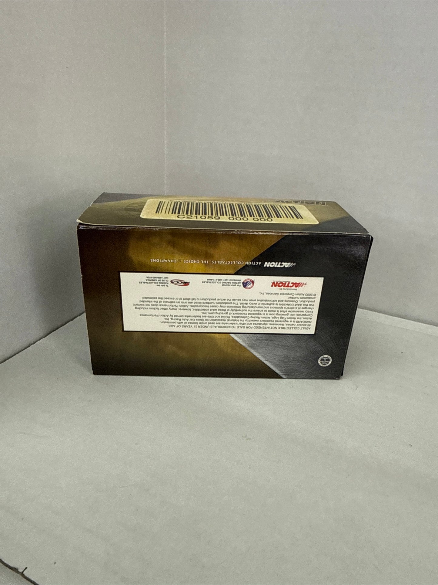 ACTION RCCA Tony Stewart  #20 Chevy/ 2003 MONTE CARLO ELITE 1/2220