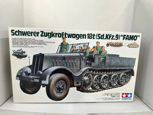 TAM35239 1:35 Tamiya FAMO Schwerer Zugkraftwagen 18t Sd.Kfz.9