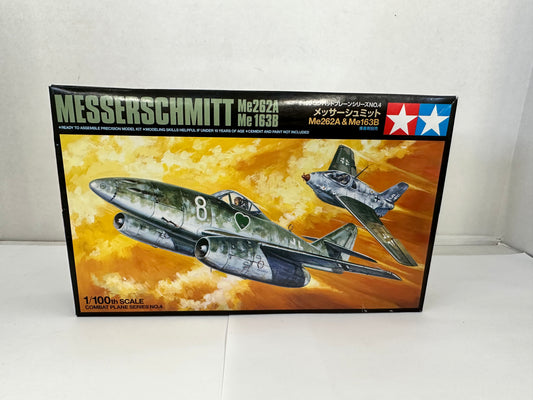 TAMIYA 1/100 SCALE-Messerschmitt Me262A/163B