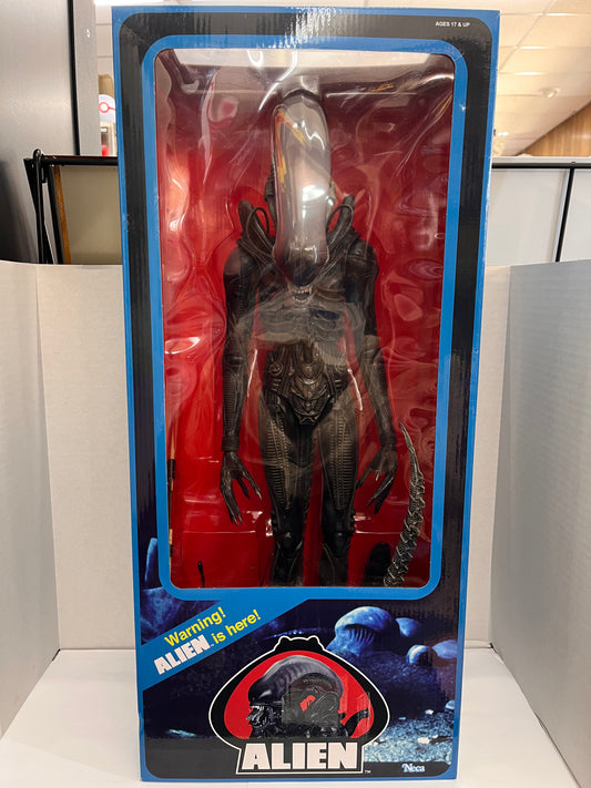 NECA Alien Big Chap (40th Anniversary) 1/4 Scale Action Figure Display Stand