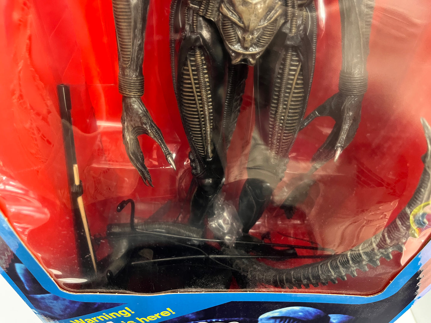 NECA Alien Big Chap (40th Anniversary) 1/4 Scale Action Figure Display Stand