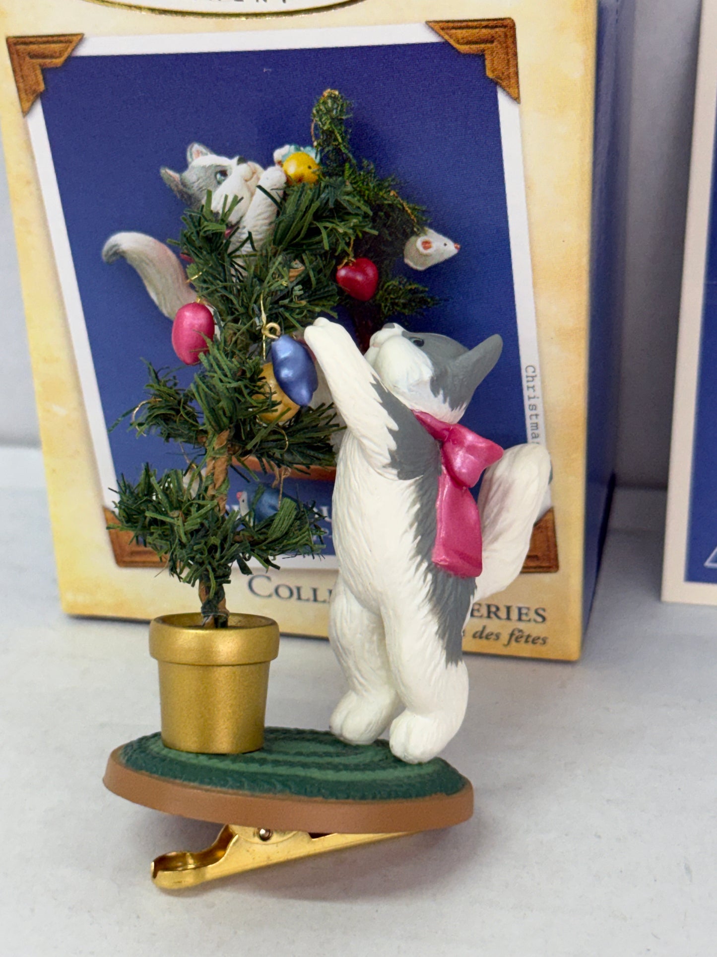 2004 Hallmark MISCHIEVOUS KITTENS Keepsake 6th In Series New