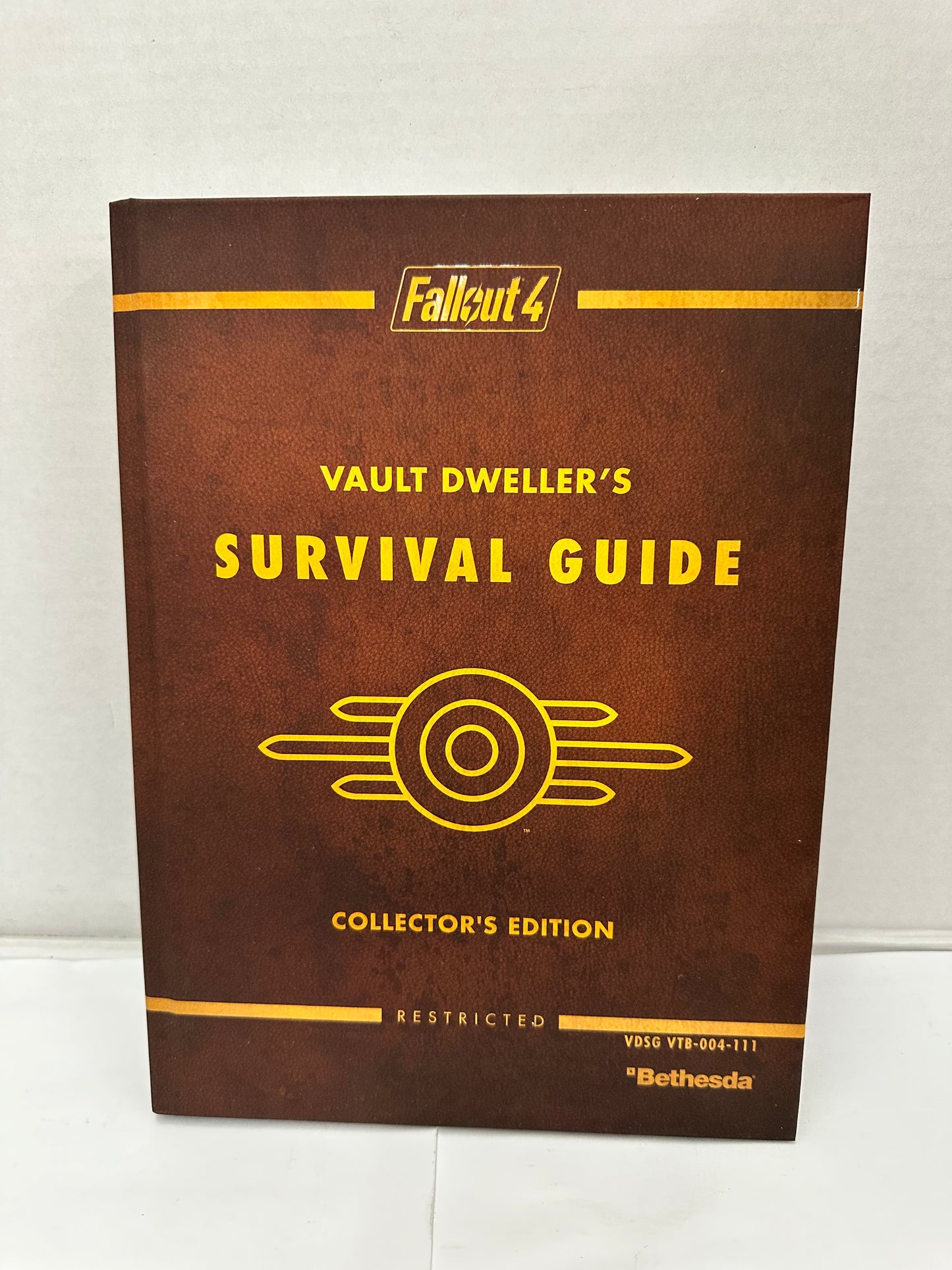 Fallout 4 Ultimate Vault Dweller's Survival Guide Bundle