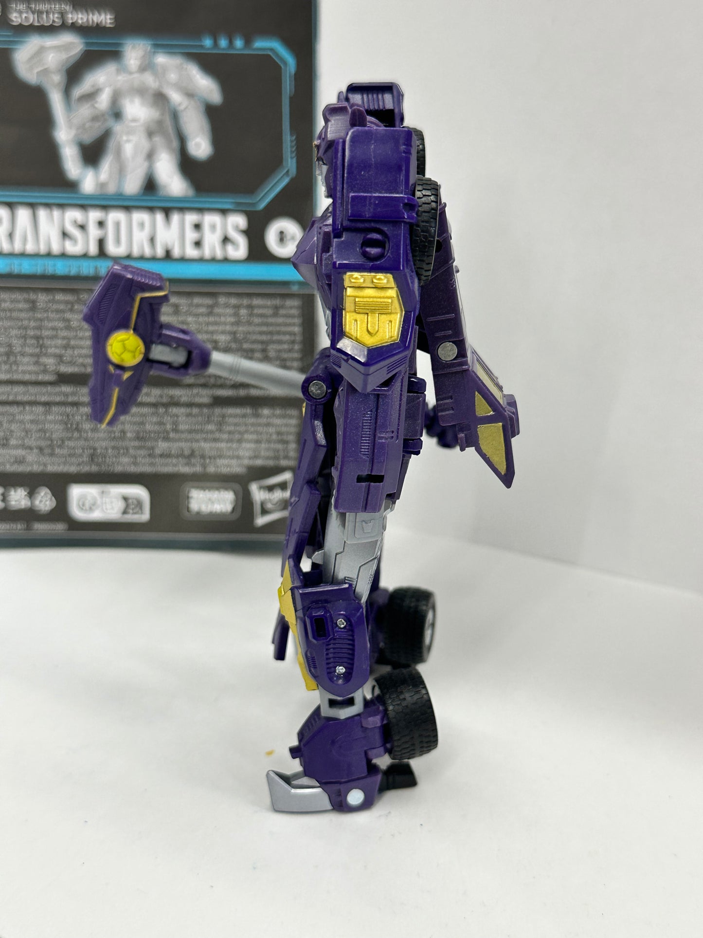 Transformers Age of the Primes Deluxe Class Solus Prime Hasbro 2026 Complete