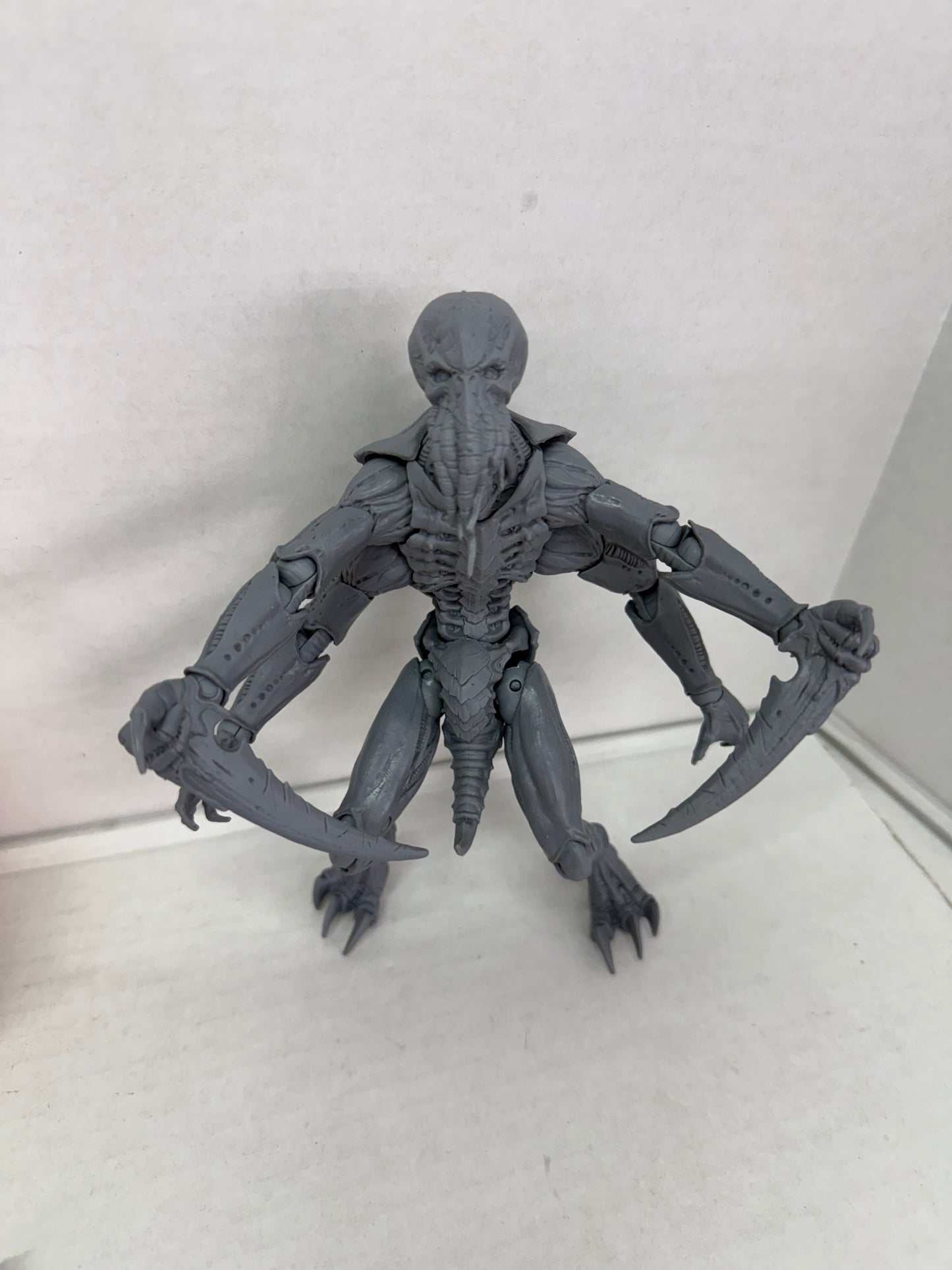 McFarlane Toys Warhammer 40000 40k Ymgarl Tyranid Genestealer Artist Proof Loose