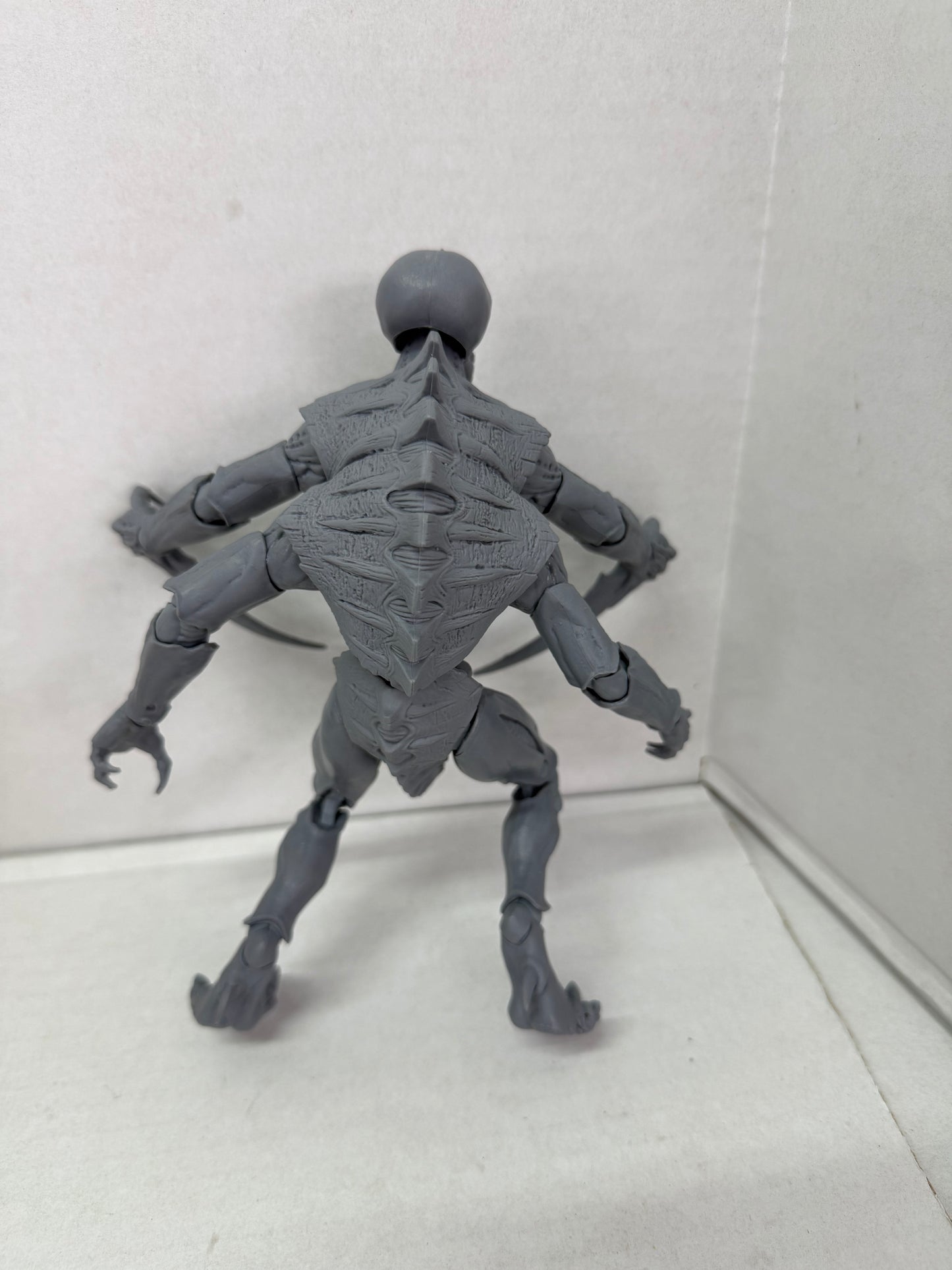 McFarlane Toys Warhammer 40000 40k Ymgarl Tyranid Genestealer Artist Proof Loose