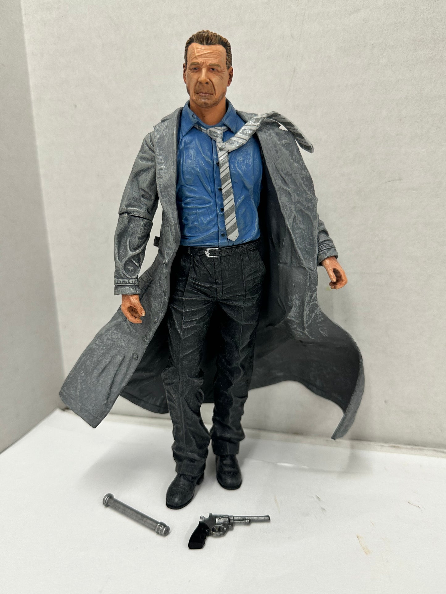 Loose 2005 NECA 7.25" Sin City Bruce Willis "Hartigan" Color Version Figure