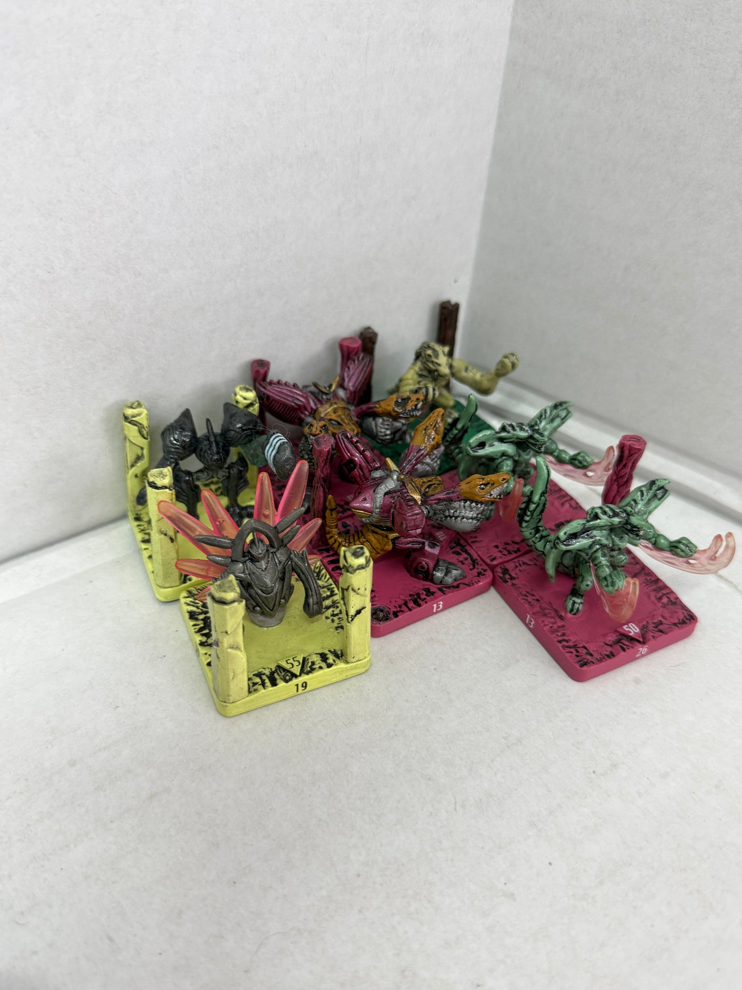 2004 TAKARA WIZARD OF THE COAST HASBRO MINI FIGURES LOT OF 7