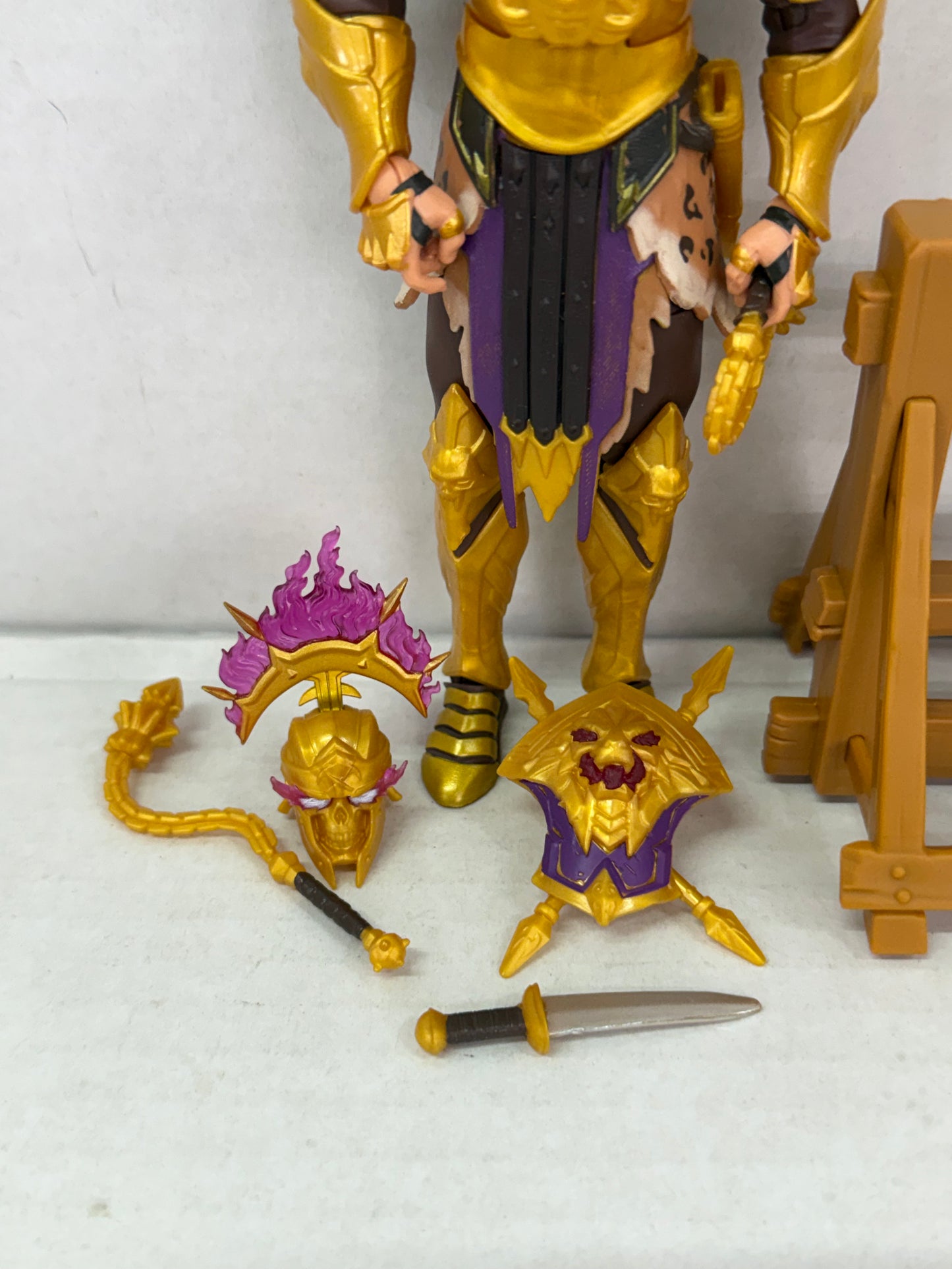 Hasbro MENACE Undefeated (Fortnite Victory Royale) 6" loose COMPLETE