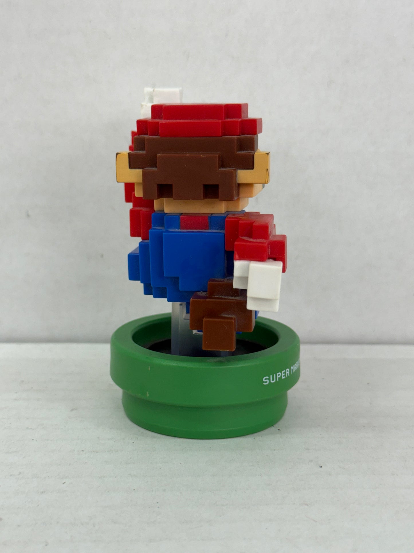 Super Mario Bros Modern Color 8 Bit Amiibo Fig 30th Anniversary Nintendo