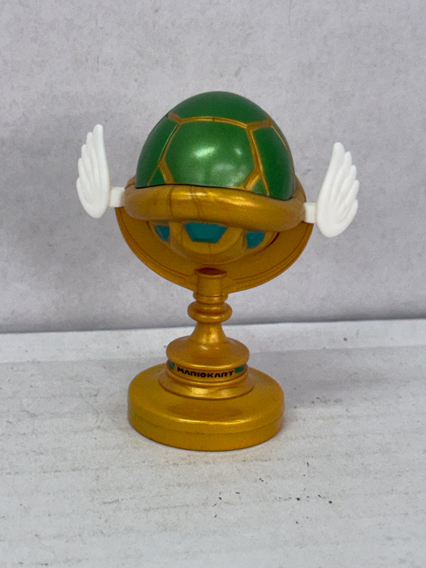 HOT WHEELS 2019 MARIO KART SERIES 1 SHELL CUP TROPHY RARE HARD TO FIND