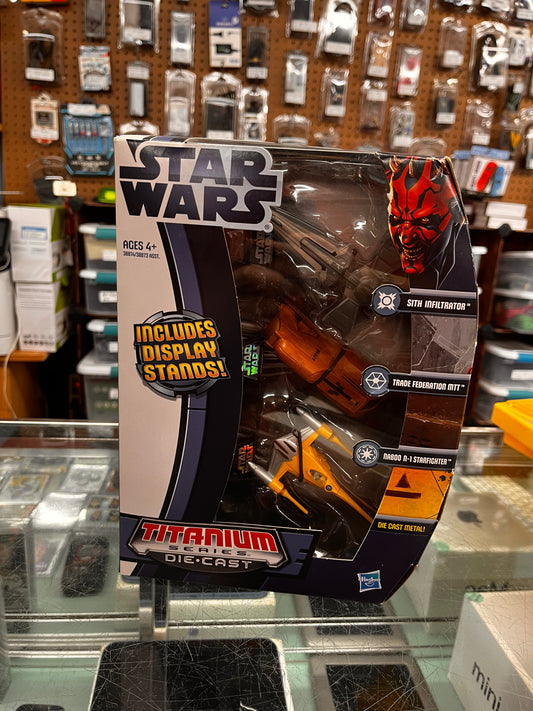Star Wars Titanium Series Die Cast 3 Pack Sith Infiltrator Naboo N-1 Starfighter