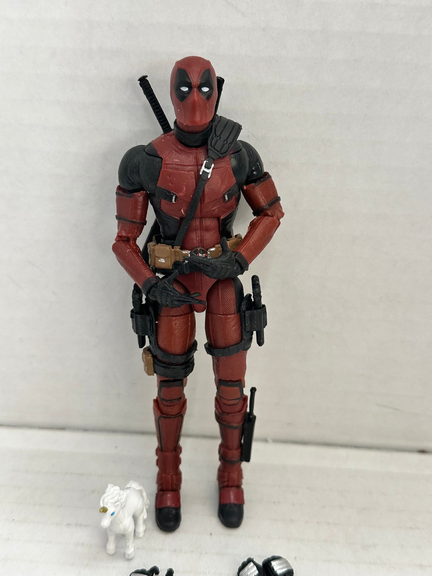 Hasbro Marvel Legends Deadpool 2 Legacy Collection - Loose 6” Scale Figure