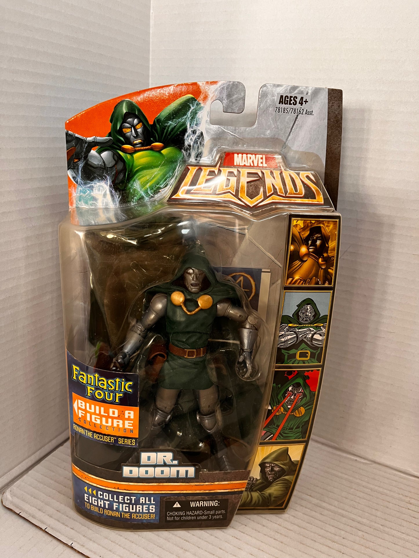 2007 Marvel Legends Dr. Doom Fantastic Four -  Build A Figure