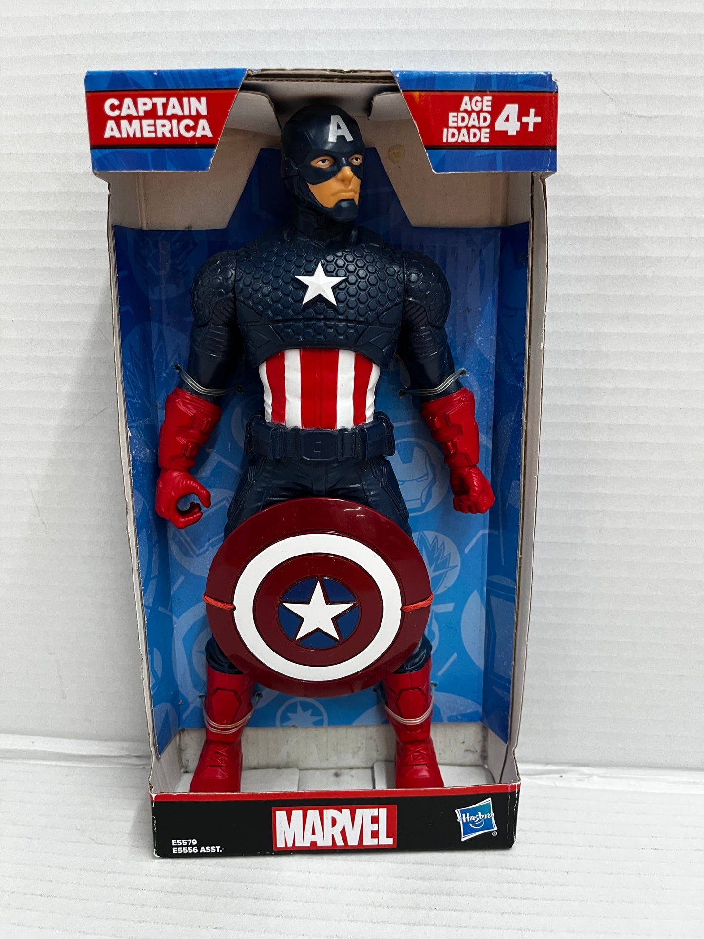 Marvel Hasbro CAPTAIN AMERICA 9 Inch Action Figure - New In Original Packaging