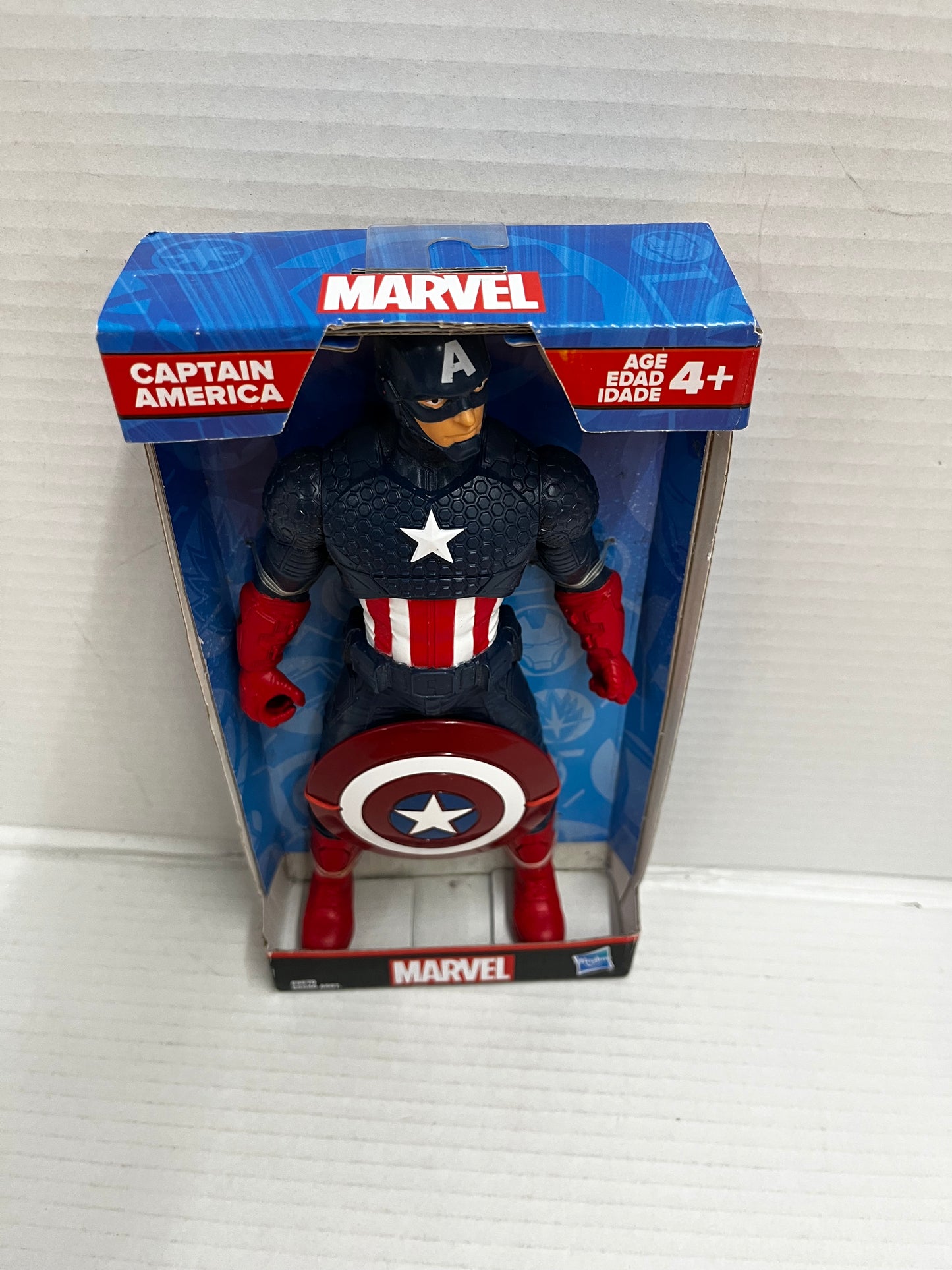 Marvel Hasbro CAPTAIN AMERICA 9 Inch Action Figure - New In Original Packaging