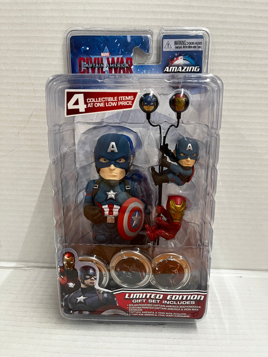 NECA Marvel Captain America Civil War Gift Set - Limited Edition - Scalers