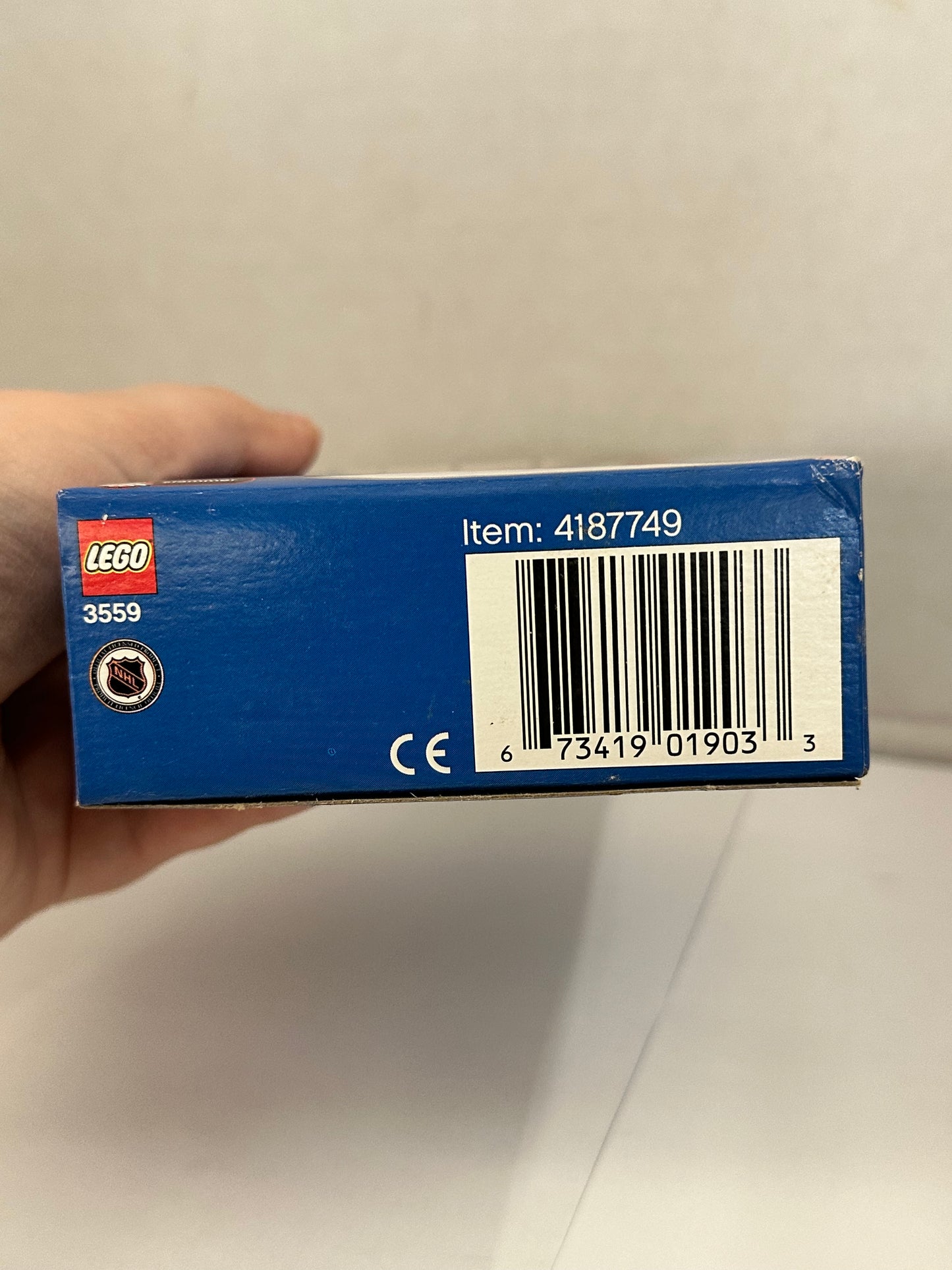 LEGO Sports NHL 3559 Red & Blue Player NEW! RARE! Hockey Slammer Puck