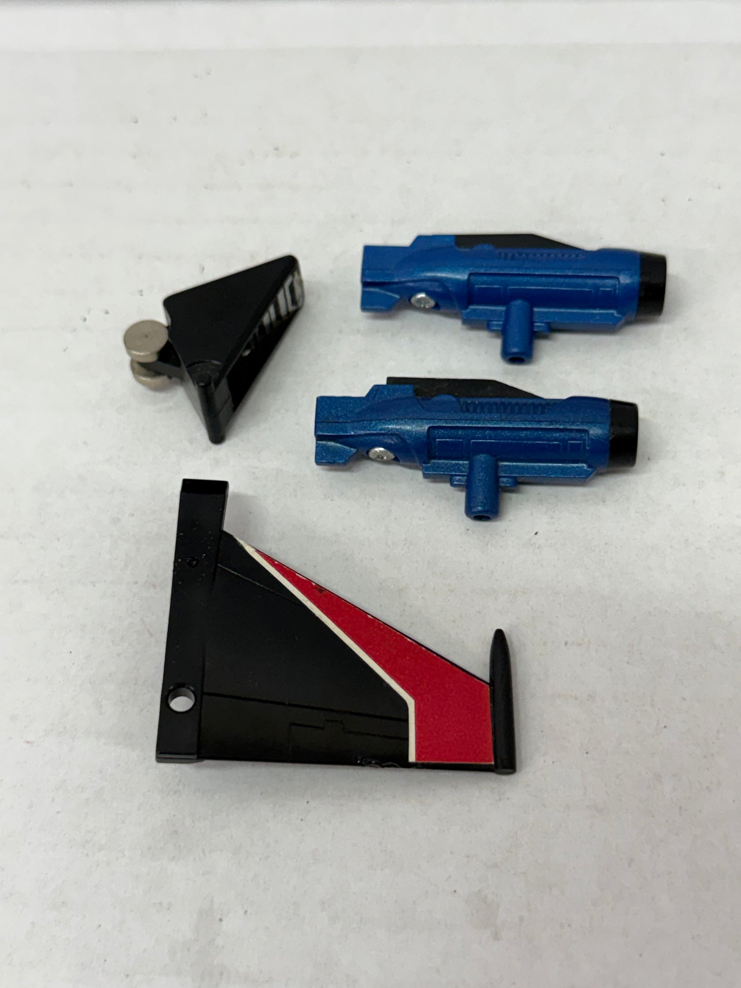 TRANSFORMERS G1 Thundercracker Rocket Launchers And Parts Lot