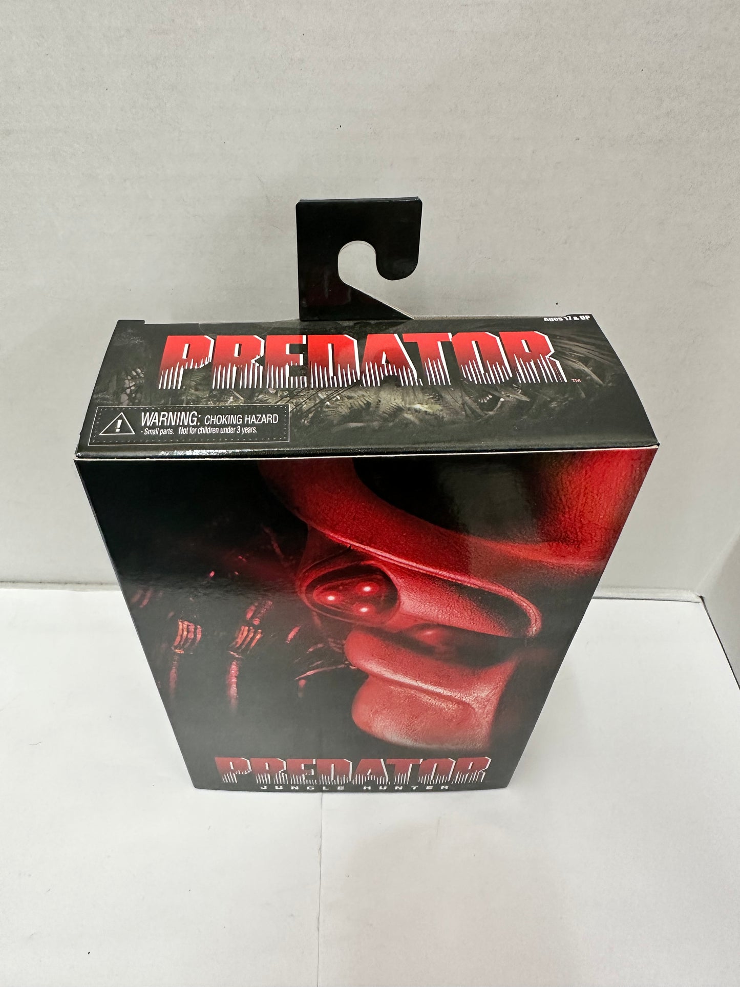 NEW and SEALED NECA Jungle Hunter Predator Movie 7" Action Figure