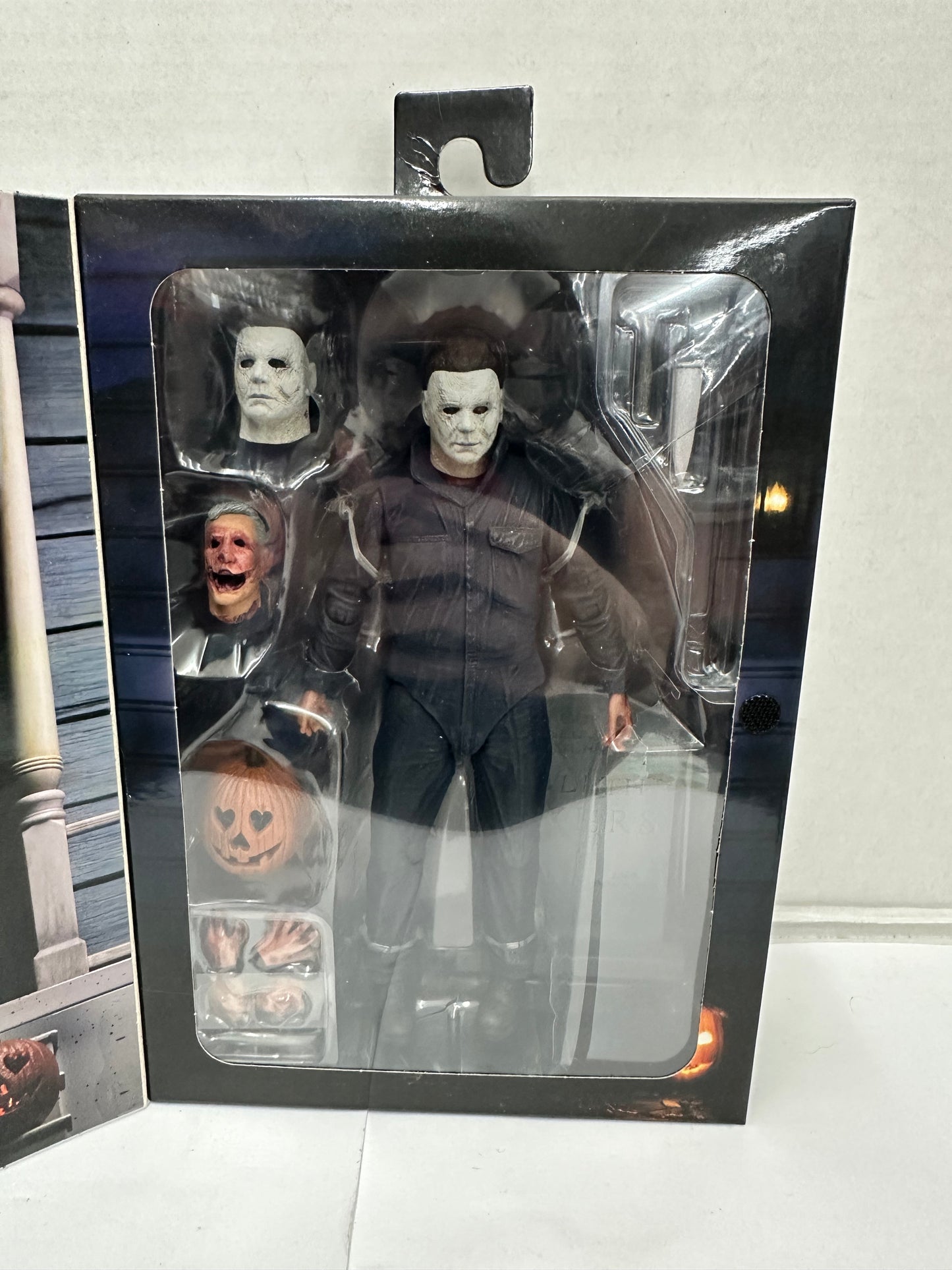 NECA Michael Myers Ultimate Action Figure Halloween Kills Series