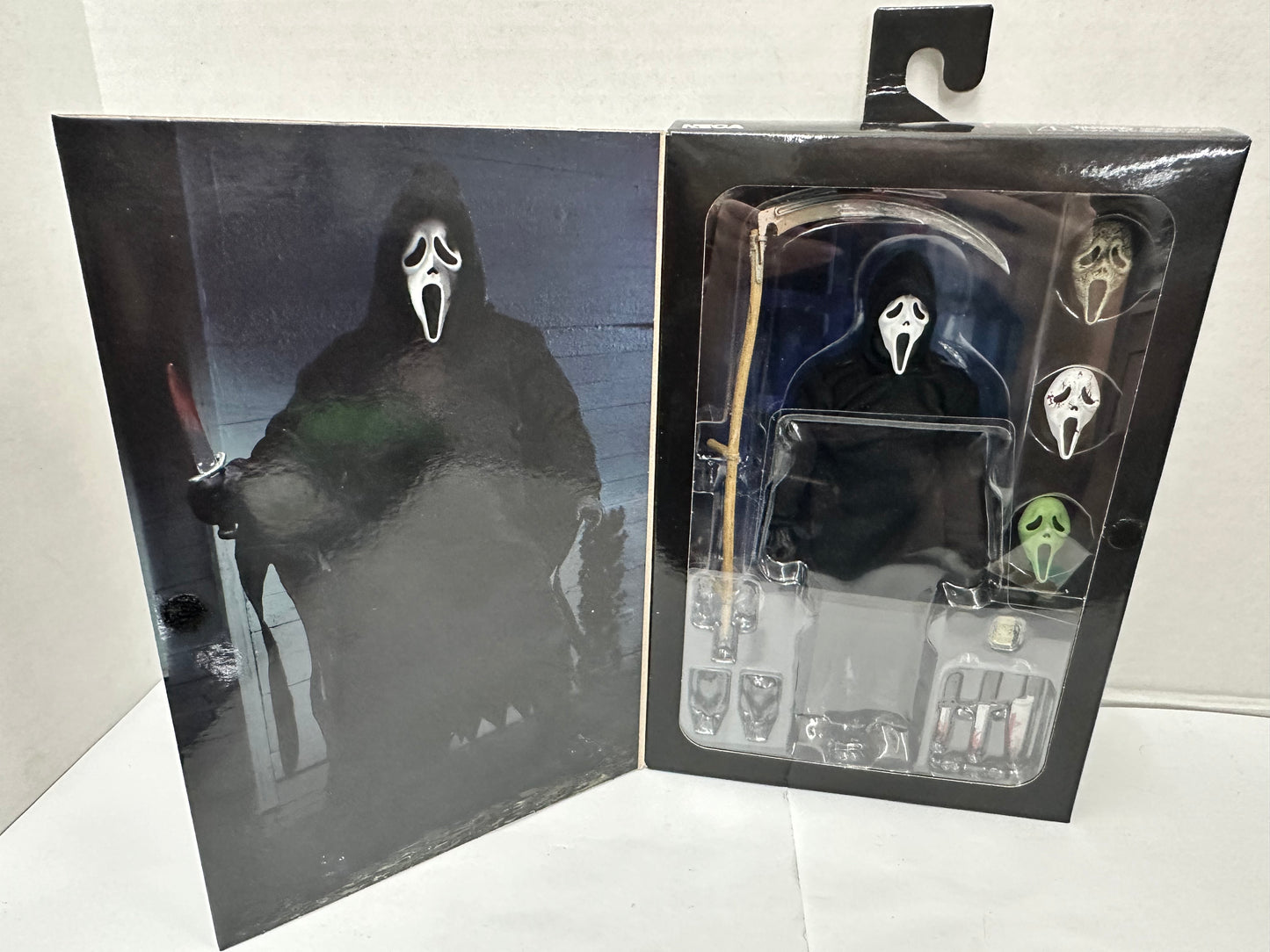 Ultimate Ghostface: Scream Action Figure, NECA