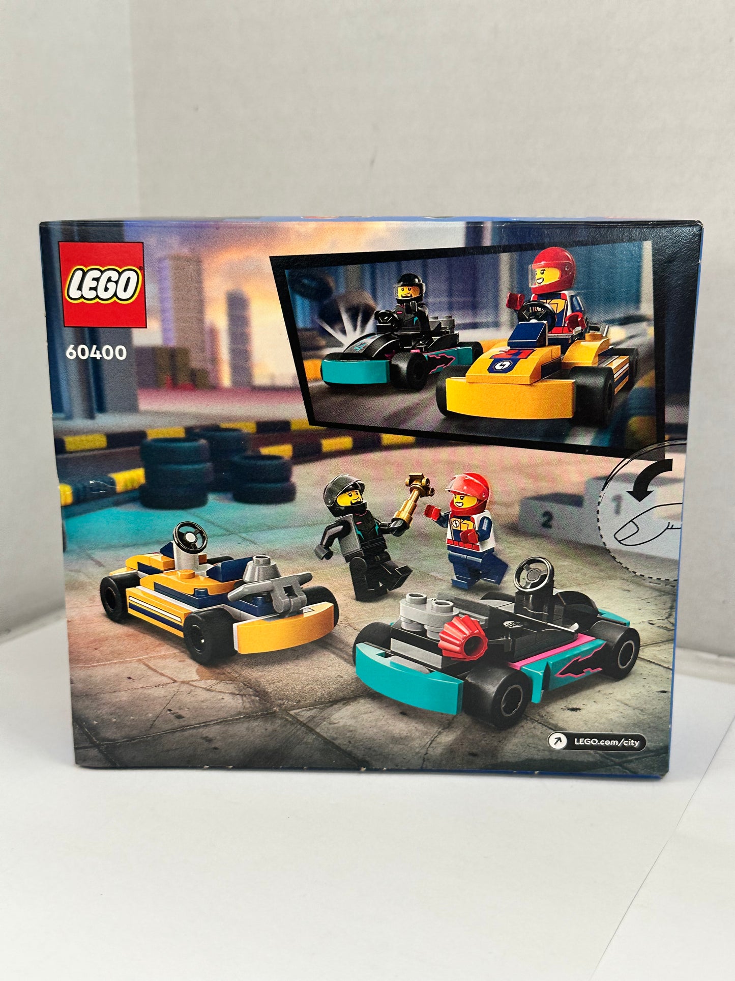 Lego City Go-Karts And Race Drivers 99 Pieces 60400 Brand New